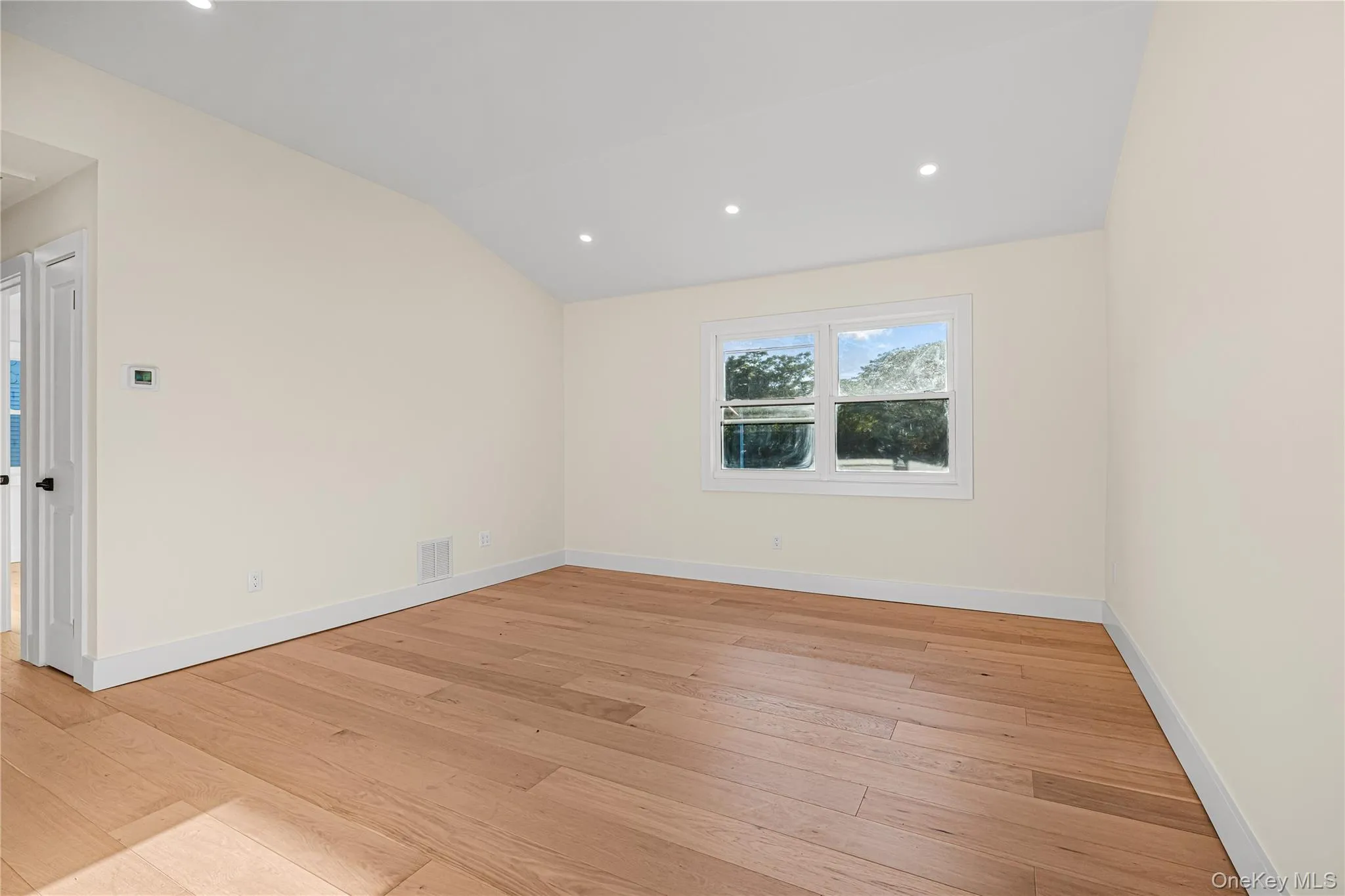 737 Flowerdale Drive, Hempstead, NY, 5 Bedrooms Bedrooms, 8 Rooms Rooms,2 BathroomsBathrooms,Residential,For Rent,Flowerdale,0,1017093 737 Flowerdale Drive, Hempstead, NY, 5 Bedrooms Bedrooms, 8 Rooms Rooms,2 BathroomsBathrooms,Residential,For Rent,Flowerdale,0,1017093