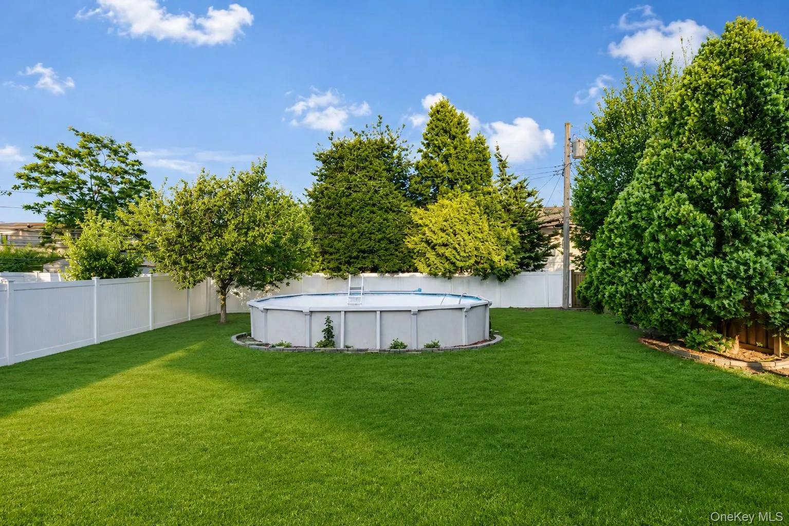 737 Flowerdale Drive, Hempstead, NY, 5 Bedrooms Bedrooms, 8 Rooms Rooms,2 BathroomsBathrooms,Residential,For Rent,Flowerdale,0,1017093 737 Flowerdale Drive, Hempstead, NY, 5 Bedrooms Bedrooms, 8 Rooms Rooms,2 BathroomsBathrooms,Residential,For Rent,Flowerdale,0,1017093