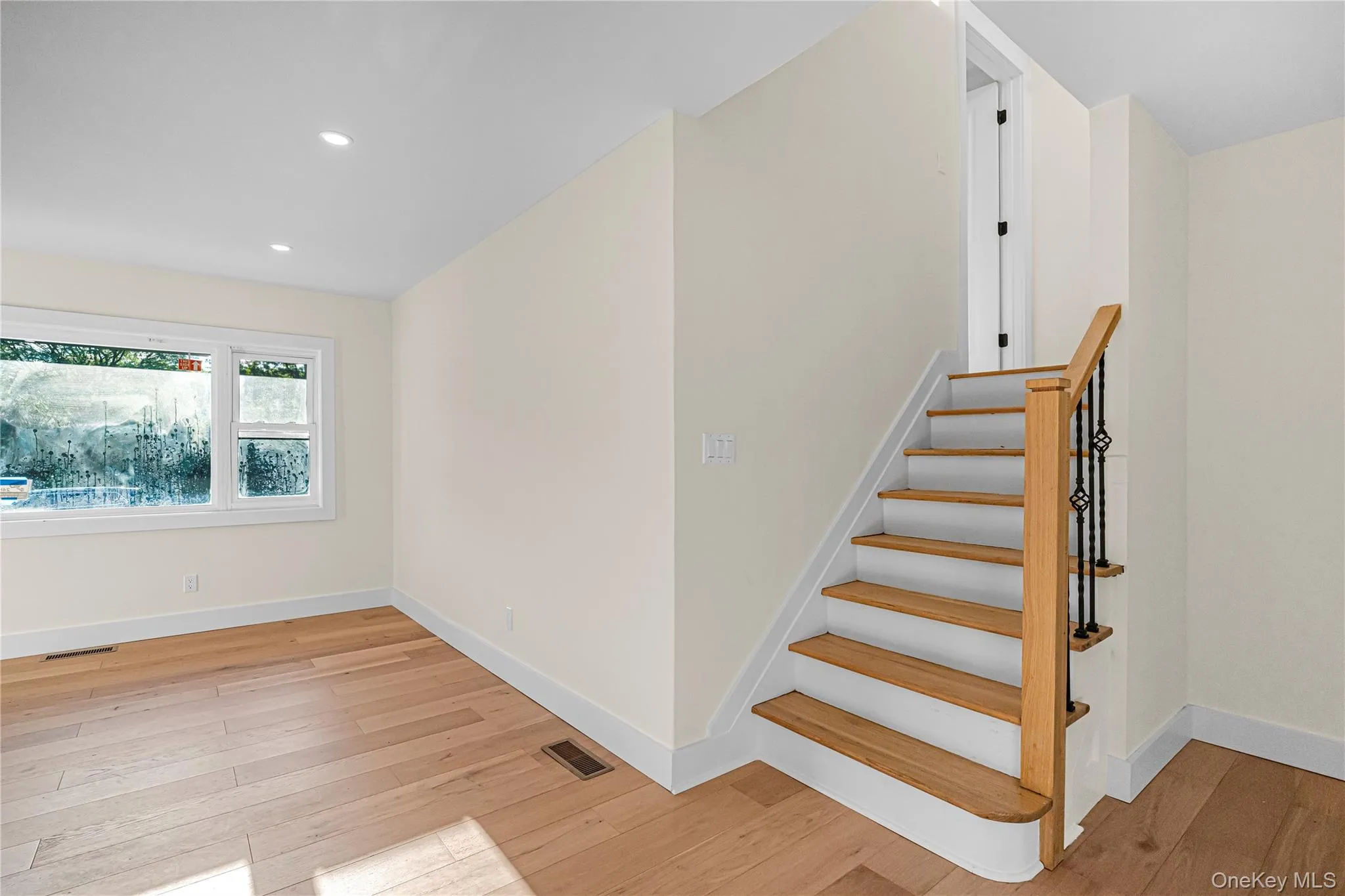 737 Flowerdale Drive, Hempstead, NY, 5 Bedrooms Bedrooms, 8 Rooms Rooms,2 BathroomsBathrooms,Residential,For Rent,Flowerdale,0,1017093 737 Flowerdale Drive, Hempstead, NY, 5 Bedrooms Bedrooms, 8 Rooms Rooms,2 BathroomsBathrooms,Residential,For Rent,Flowerdale,0,1017093