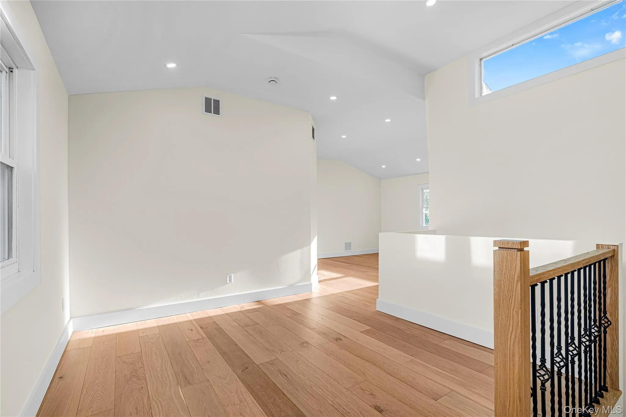 737 Flowerdale Drive, Hempstead, NY, 5 Bedrooms Bedrooms, 8 Rooms Rooms,2 BathroomsBathrooms,Residential,For Rent,Flowerdale,0,1017093 737 Flowerdale Drive, Hempstead, NY, 5 Bedrooms Bedrooms, 8 Rooms Rooms,2 BathroomsBathrooms,Residential,For Rent,Flowerdale,0,1017093