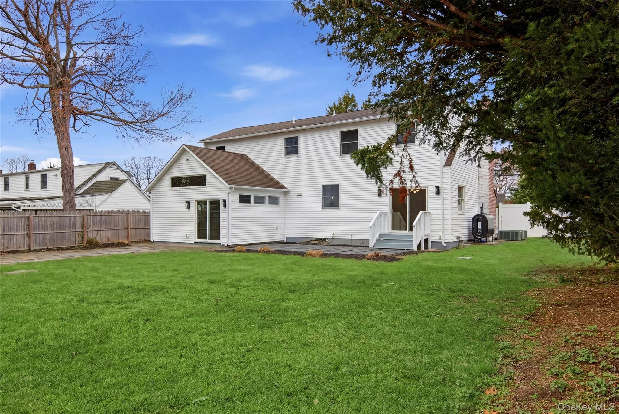 119 Catherine Street, Huntington, NY, 4 Bedrooms Bedrooms, 12 Rooms Rooms,2 BathroomsBathrooms,Residential,For Rent,Catherine,0,KEY1017094 119 Catherine Street, Huntington, NY, 4 Bedrooms Bedrooms, 12 Rooms Rooms,2 BathroomsBathrooms,Residential,For Rent,Catherine,0,KEY1017094