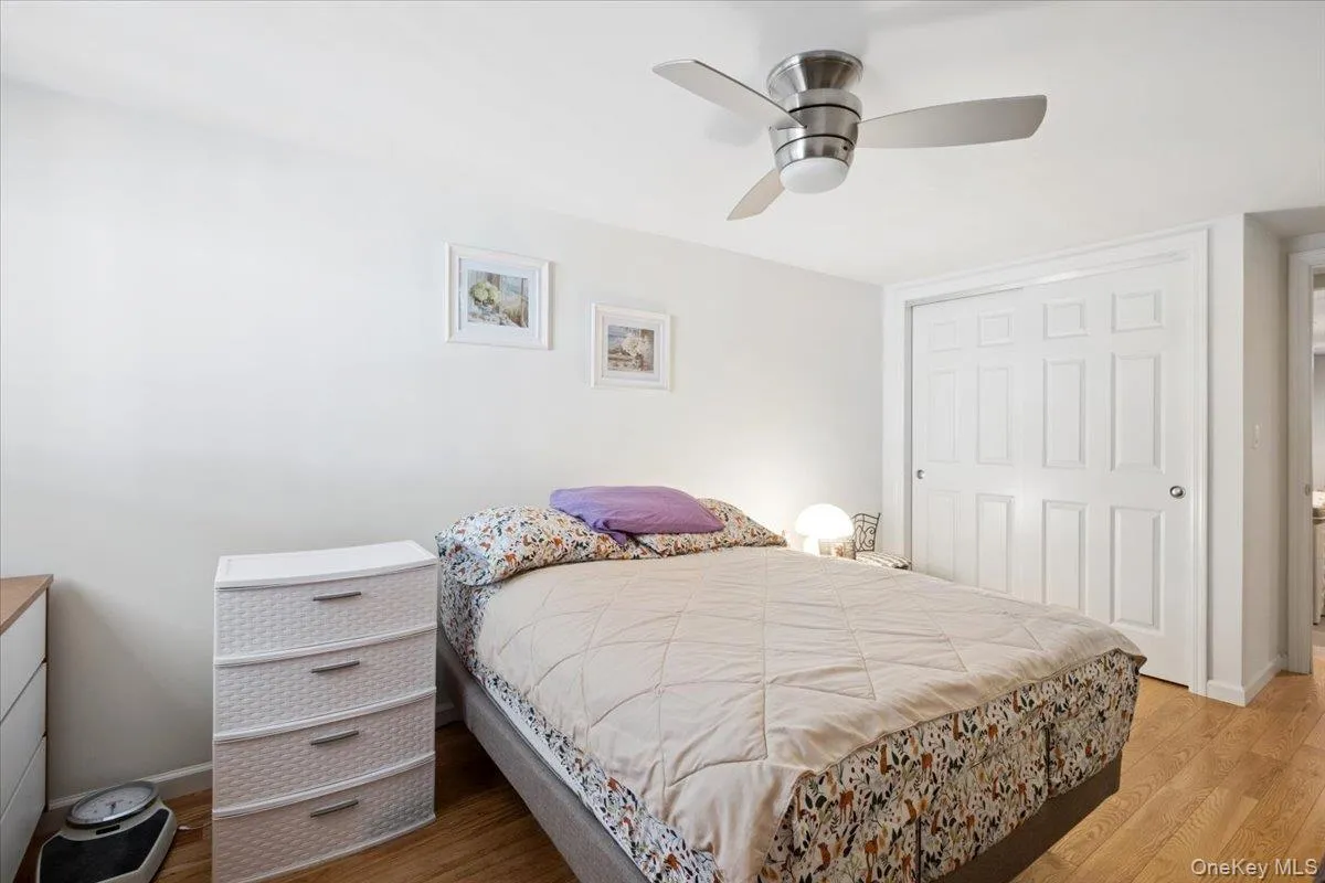 1241 Rhinelander Avenue, New York, NY, 3 Bedrooms Bedrooms, 8 Rooms Rooms,2 BathroomsBathrooms,Residential,For Rent,Rhinelander,0,1017099 1241 Rhinelander Avenue, New York, NY, 3 Bedrooms Bedrooms, 8 Rooms Rooms,2 BathroomsBathrooms,Residential,For Rent,Rhinelander,0,1017099