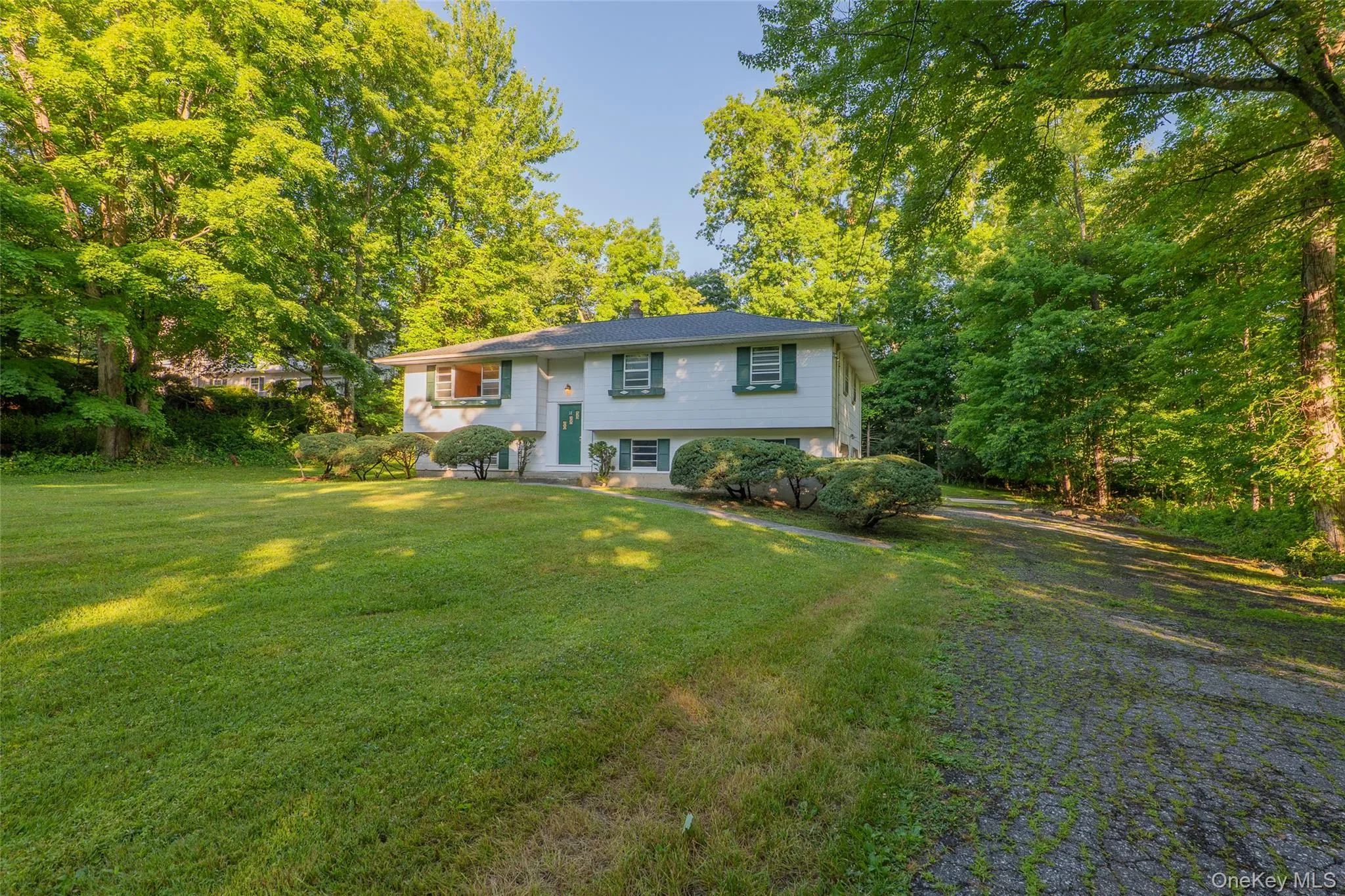18 Sheryl Lane, Carmel, NY, 4 Bedrooms Bedrooms, 8 Rooms Rooms,2 BathroomsBathrooms,Residential,For Rent,Sheryl,0,KEY1017101 18 Sheryl Lane, Carmel, NY, 4 Bedrooms Bedrooms, 8 Rooms Rooms,2 BathroomsBathrooms,Residential,For Rent,Sheryl,0,KEY1017101