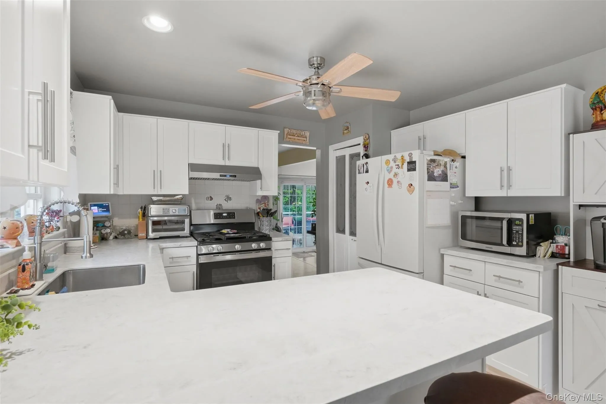 16 Larkin Lane, Haverstraw, NY, 3 Bedrooms Bedrooms, 8 Rooms Rooms,2 BathroomsBathrooms,Residential,For Rent,Larkin,0,KEY1017102 16 Larkin Lane, Haverstraw, NY, 3 Bedrooms Bedrooms, 8 Rooms Rooms,2 BathroomsBathrooms,Residential,For Rent,Larkin,0,KEY1017102