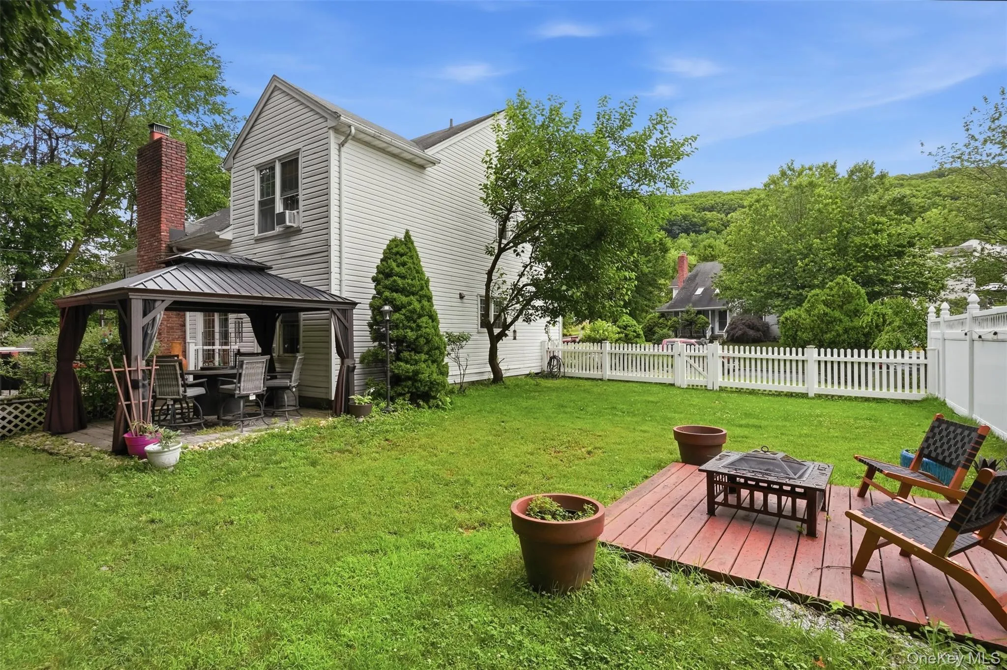 16 Larkin Lane, Haverstraw, NY, 3 Bedrooms Bedrooms, 8 Rooms Rooms,2 BathroomsBathrooms,Residential,For Rent,Larkin,0,KEY1017102 16 Larkin Lane, Haverstraw, NY, 3 Bedrooms Bedrooms, 8 Rooms Rooms,2 BathroomsBathrooms,Residential,For Rent,Larkin,0,KEY1017102