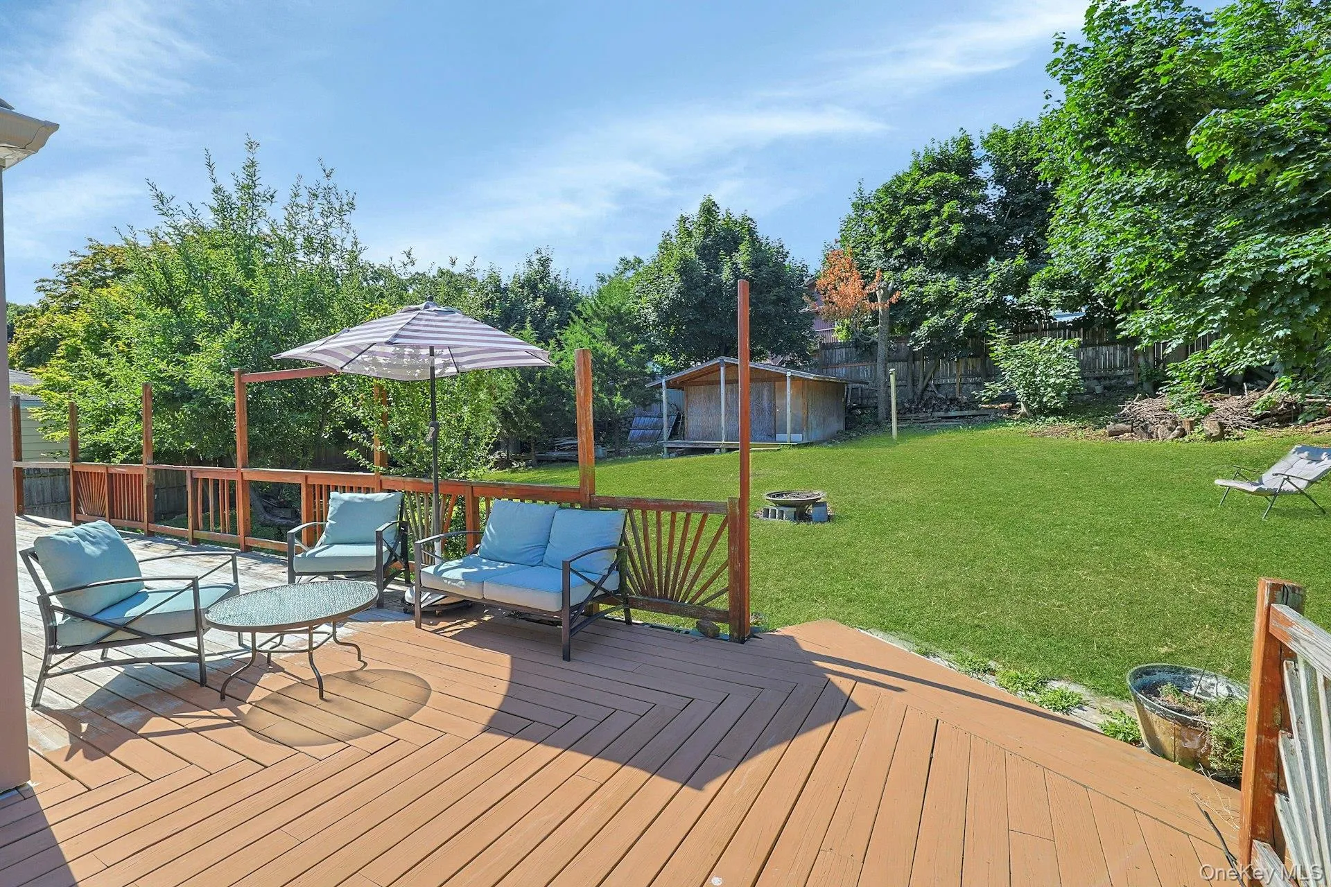 Deck Leading to Yard Deck Leading to Yard