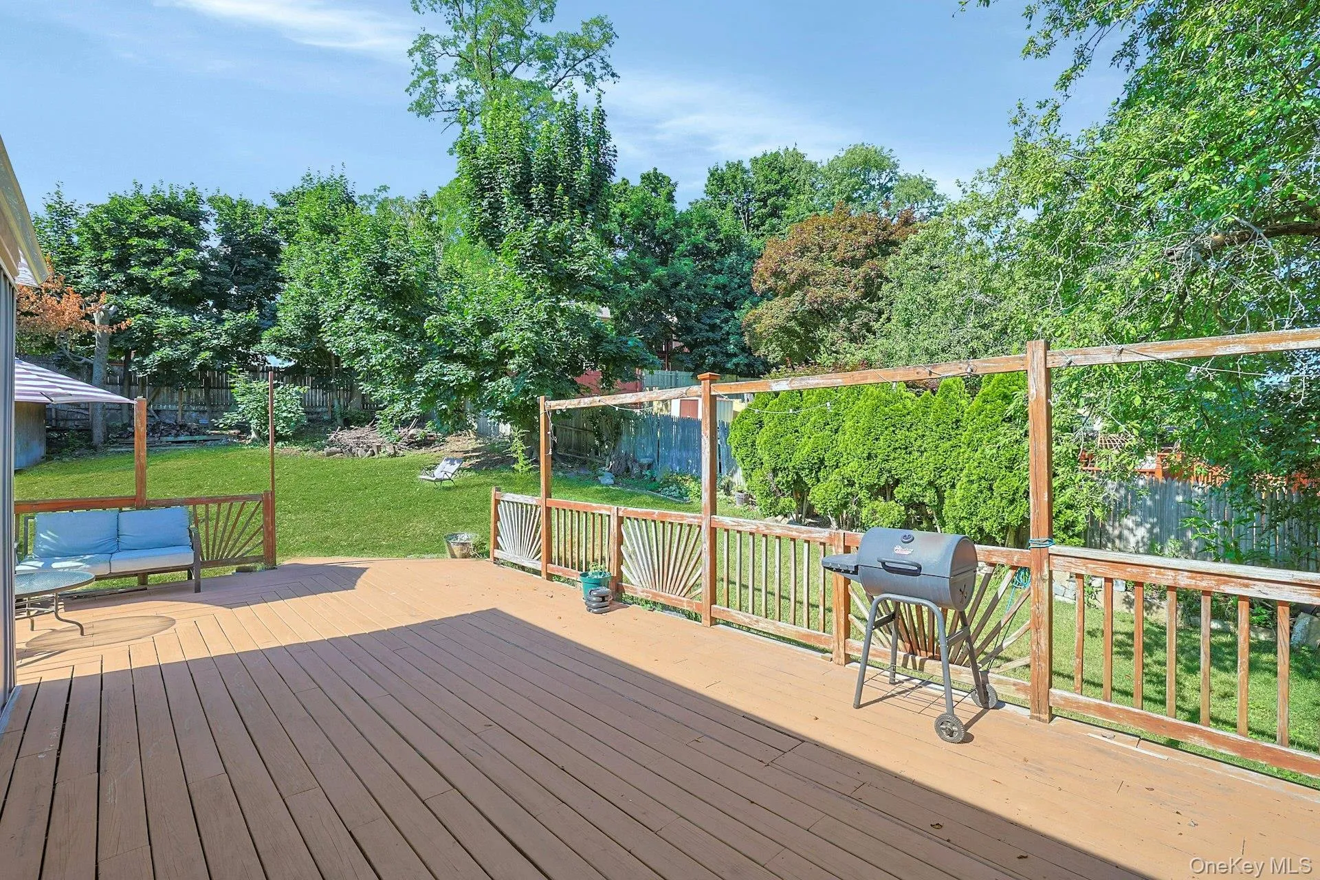 Spacious Deck Spacious Deck
