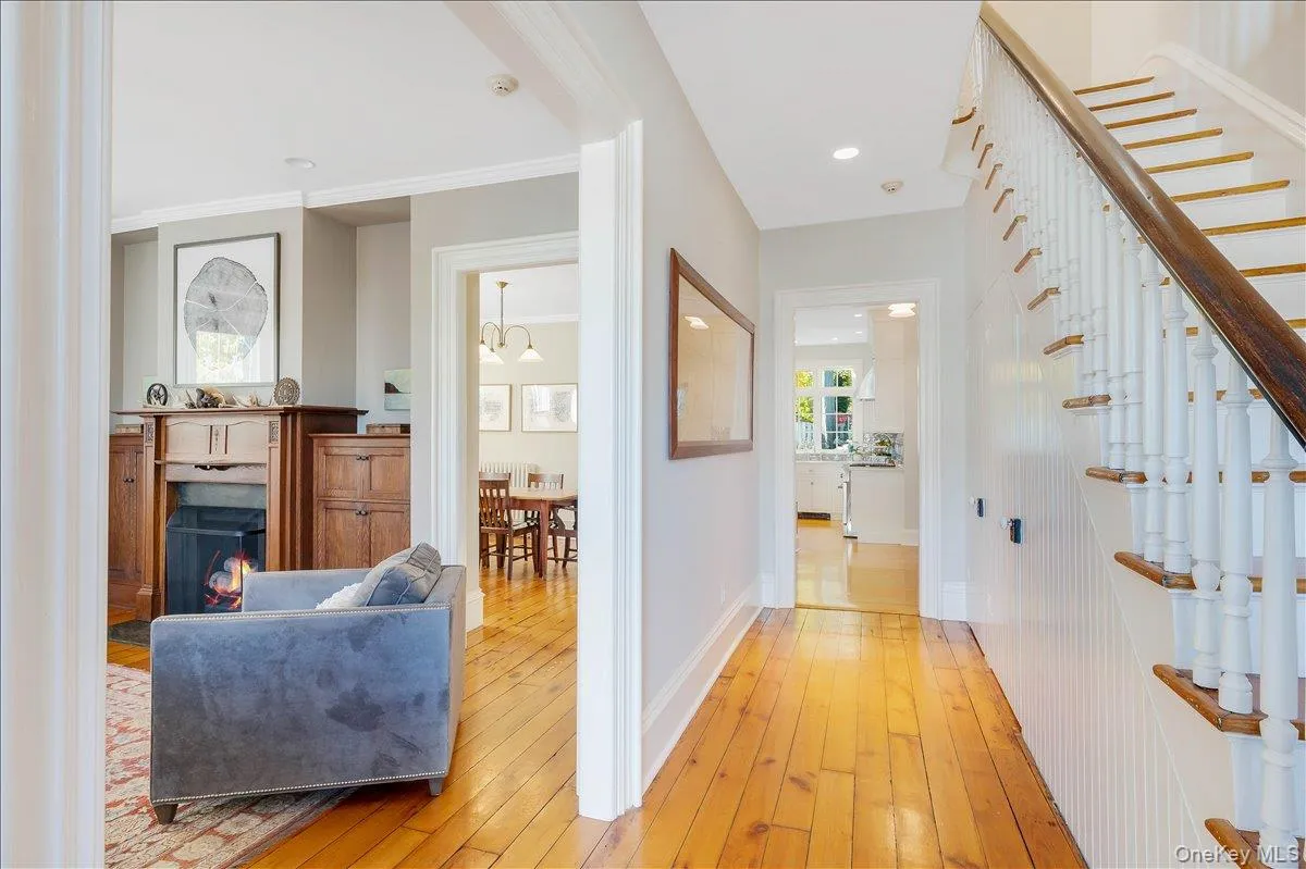 322 Broadway, Clarkstown, NY, 3 Bedrooms Bedrooms, 7 Rooms Rooms,2 BathroomsBathrooms,Residential,For Rent,Broadway,0,1017104 322 Broadway, Clarkstown, NY, 3 Bedrooms Bedrooms, 7 Rooms Rooms,2 BathroomsBathrooms,Residential,For Rent,Broadway,0,1017104