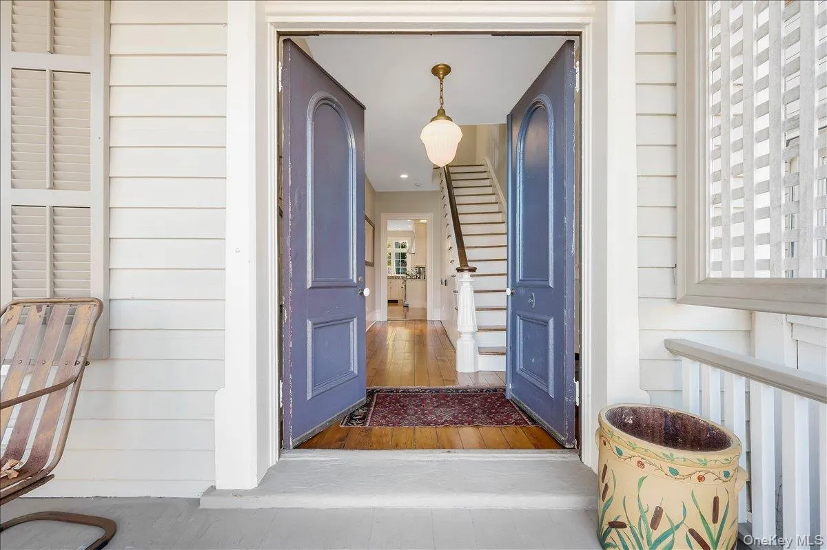 322 Broadway, Clarkstown, NY, 3 Bedrooms Bedrooms, 7 Rooms Rooms,2 BathroomsBathrooms,Residential,For Rent,Broadway,0,1017104 322 Broadway, Clarkstown, NY, 3 Bedrooms Bedrooms, 7 Rooms Rooms,2 BathroomsBathrooms,Residential,For Rent,Broadway,0,1017104