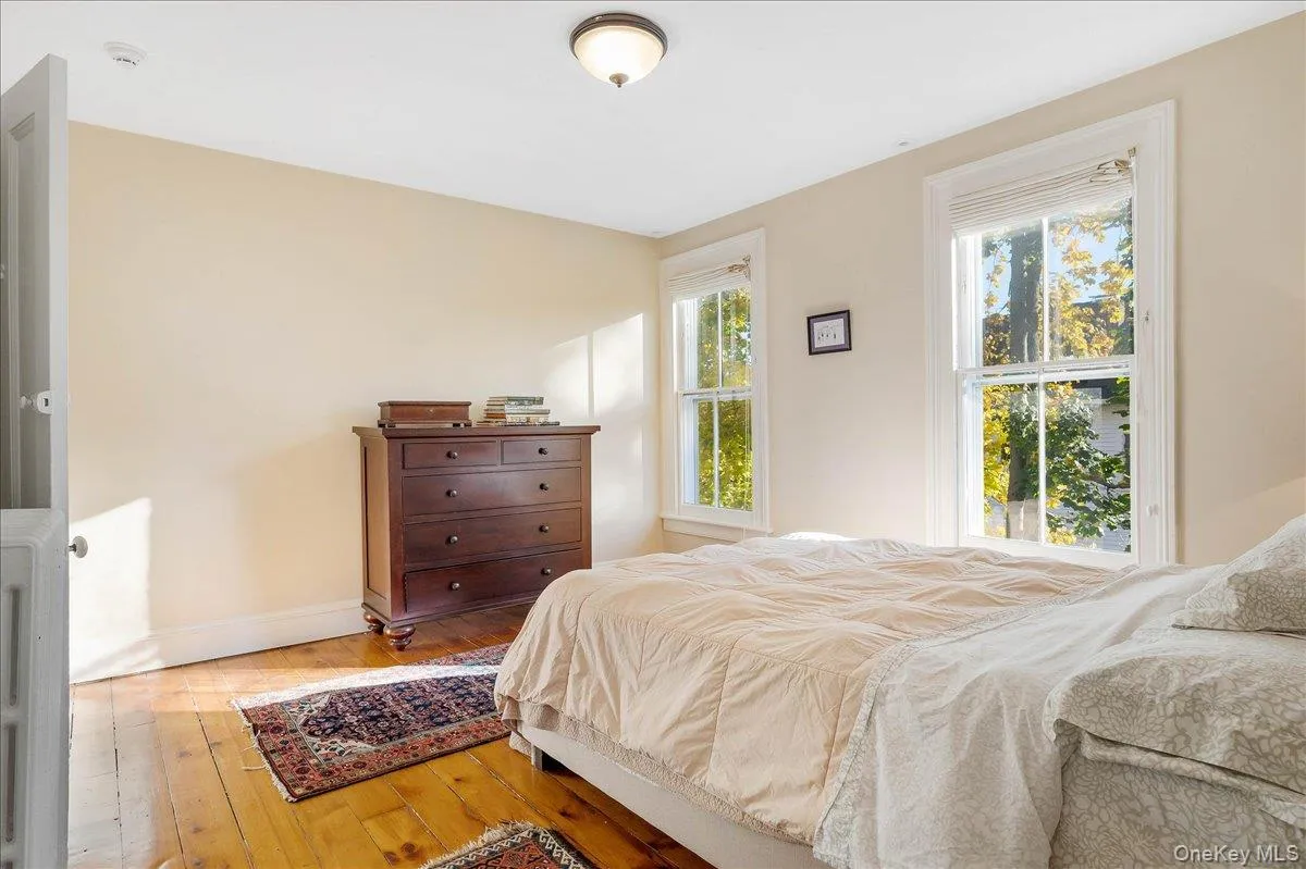 322 Broadway, Clarkstown, NY, 3 Bedrooms Bedrooms, 7 Rooms Rooms,2 BathroomsBathrooms,Residential,For Rent,Broadway,0,1017104 322 Broadway, Clarkstown, NY, 3 Bedrooms Bedrooms, 7 Rooms Rooms,2 BathroomsBathrooms,Residential,For Rent,Broadway,0,1017104