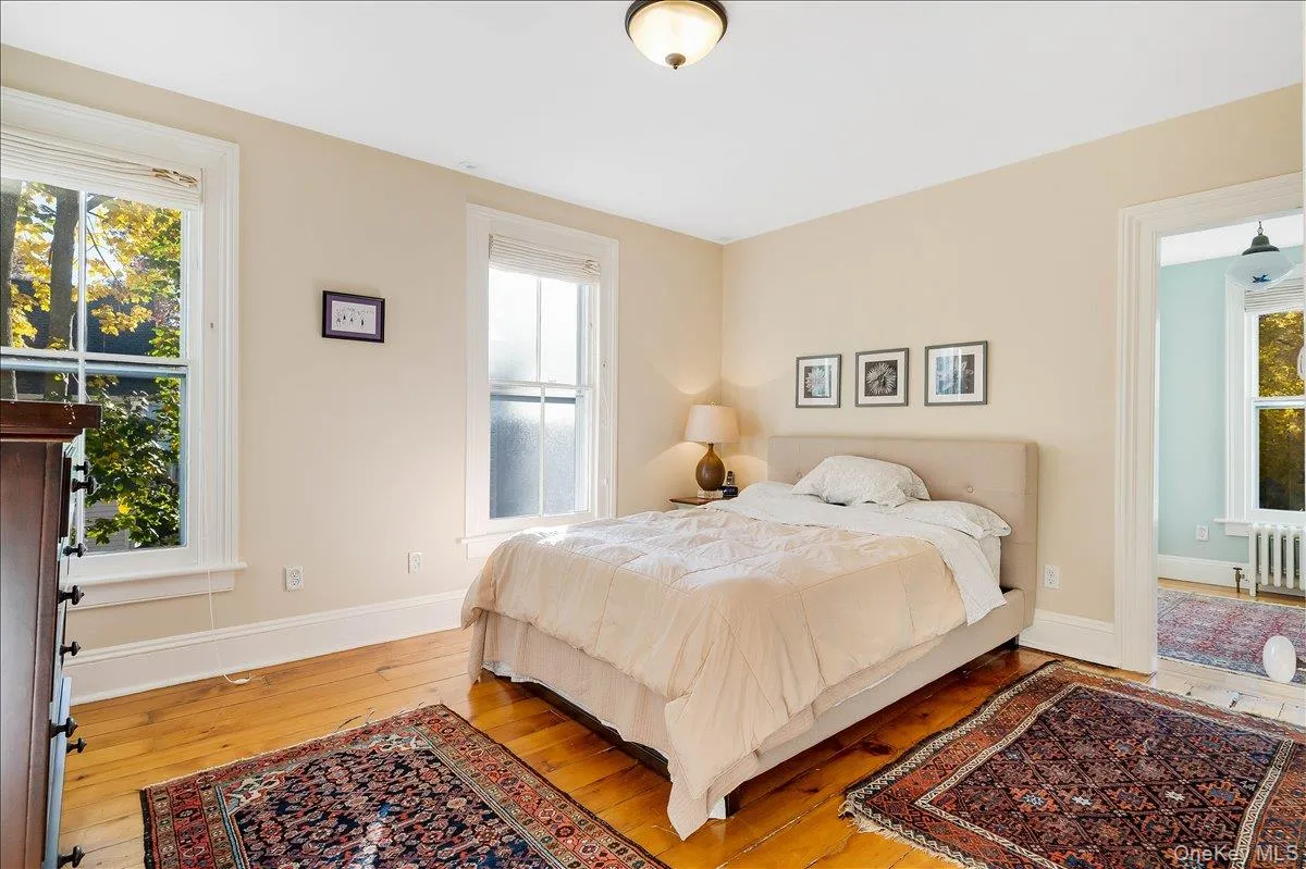 322 Broadway, Clarkstown, NY, 3 Bedrooms Bedrooms, 7 Rooms Rooms,2 BathroomsBathrooms,Residential,For Rent,Broadway,0,1017104 322 Broadway, Clarkstown, NY, 3 Bedrooms Bedrooms, 7 Rooms Rooms,2 BathroomsBathrooms,Residential,For Rent,Broadway,0,1017104
