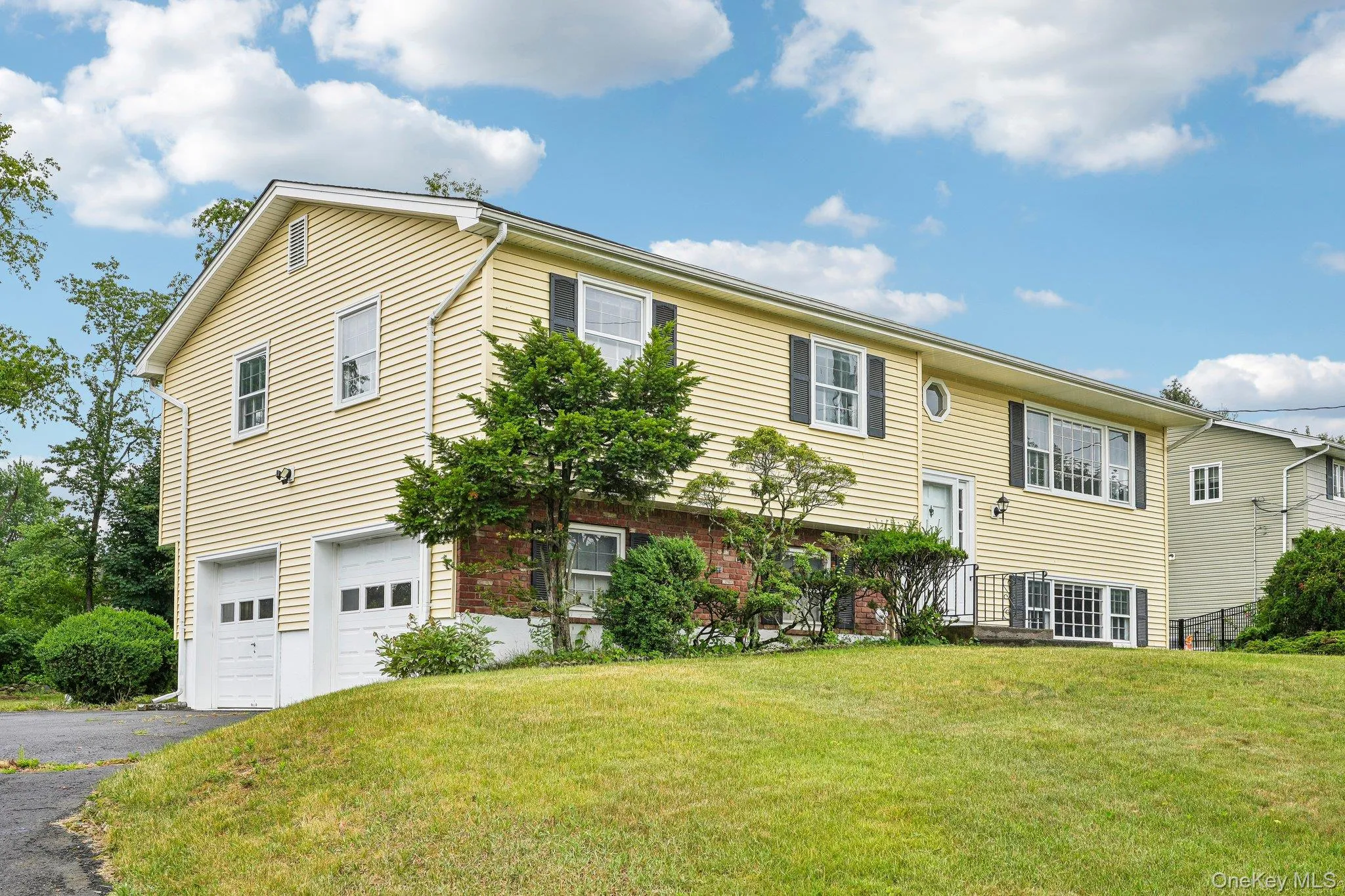 110 Orchid Drive, Orangetown, NY, 4 Bedrooms Bedrooms, 8 Rooms Rooms,2 BathroomsBathrooms,Residential Lease,For Rent,Orchid,0,KEY1017111 110 Orchid Drive, Orangetown, NY, 4 Bedrooms Bedrooms, 8 Rooms Rooms,2 BathroomsBathrooms,Residential Lease,For Rent,Orchid,0,KEY1017111