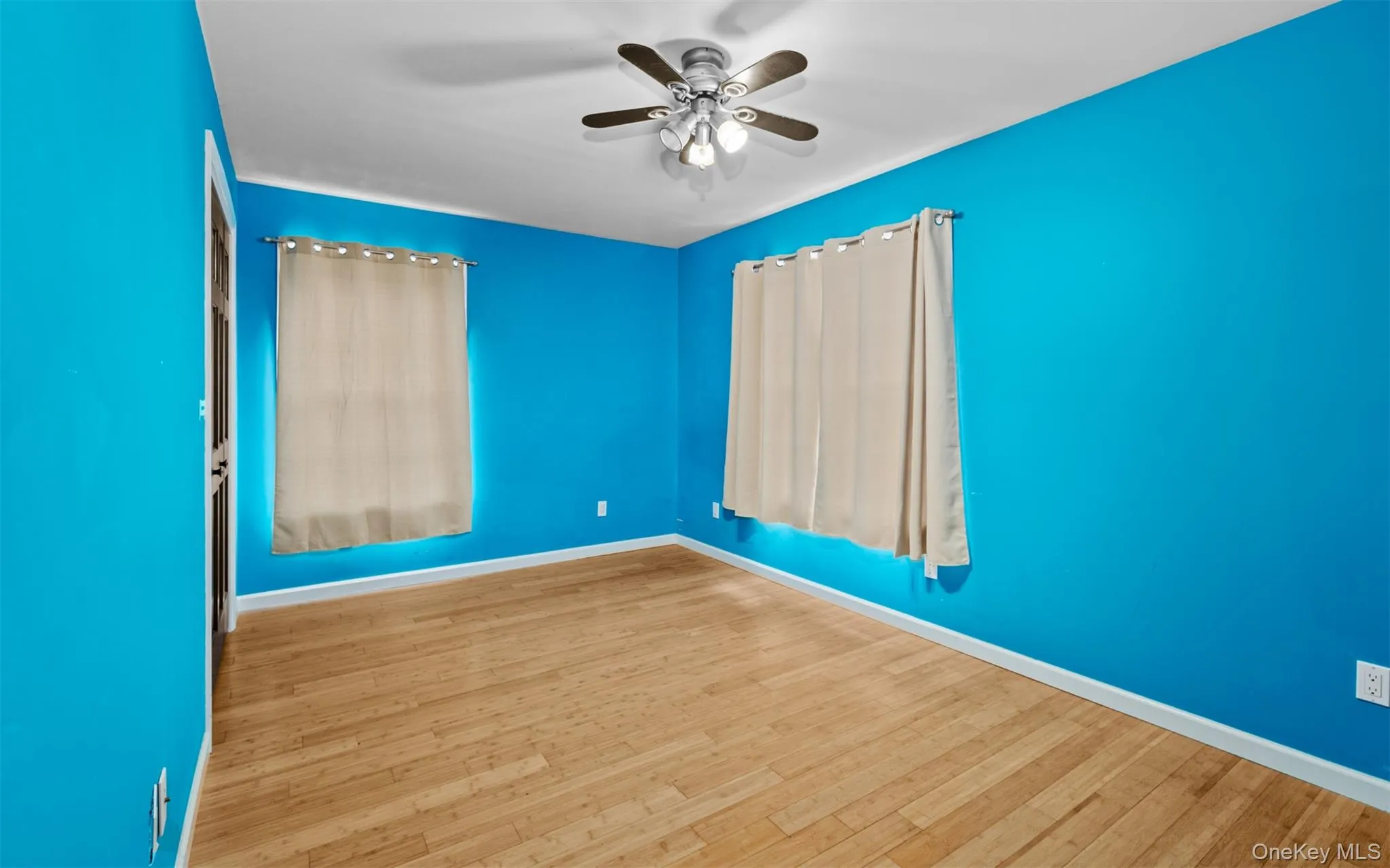 125 Ohio Avenue, Oyster Bay, NY, 4 Bedrooms Bedrooms, 8 Rooms Rooms,3 BathroomsBathrooms,Residential,For Rent,Ohio,0,KEY1017112 125 Ohio Avenue, Oyster Bay, NY, 4 Bedrooms Bedrooms, 8 Rooms Rooms,3 BathroomsBathrooms,Residential,For Rent,Ohio,0,KEY1017112