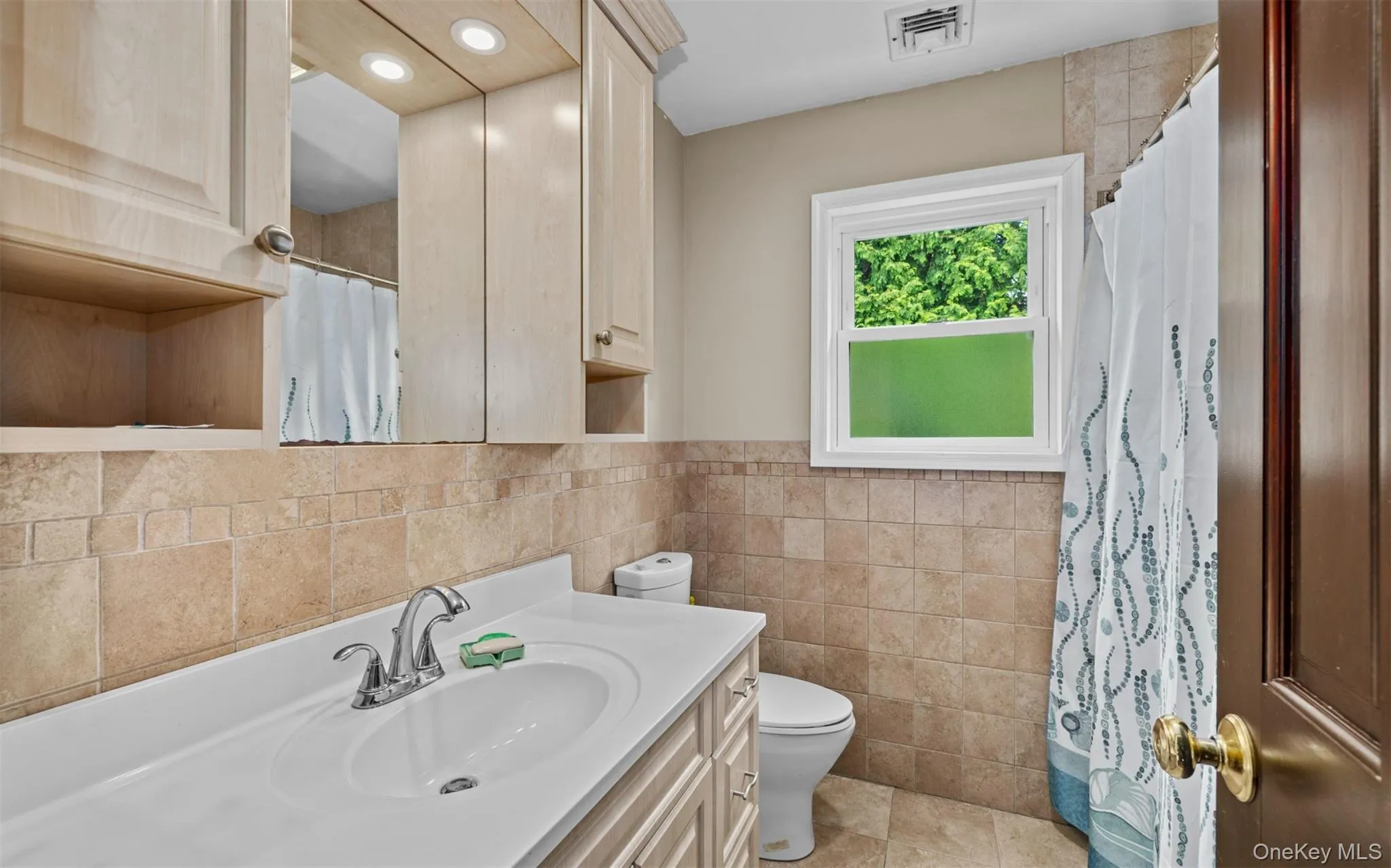 125 Ohio Avenue, Oyster Bay, NY, 4 Bedrooms Bedrooms, 8 Rooms Rooms,3 BathroomsBathrooms,Residential,For Rent,Ohio,0,KEY1017112 125 Ohio Avenue, Oyster Bay, NY, 4 Bedrooms Bedrooms, 8 Rooms Rooms,3 BathroomsBathrooms,Residential,For Rent,Ohio,0,KEY1017112