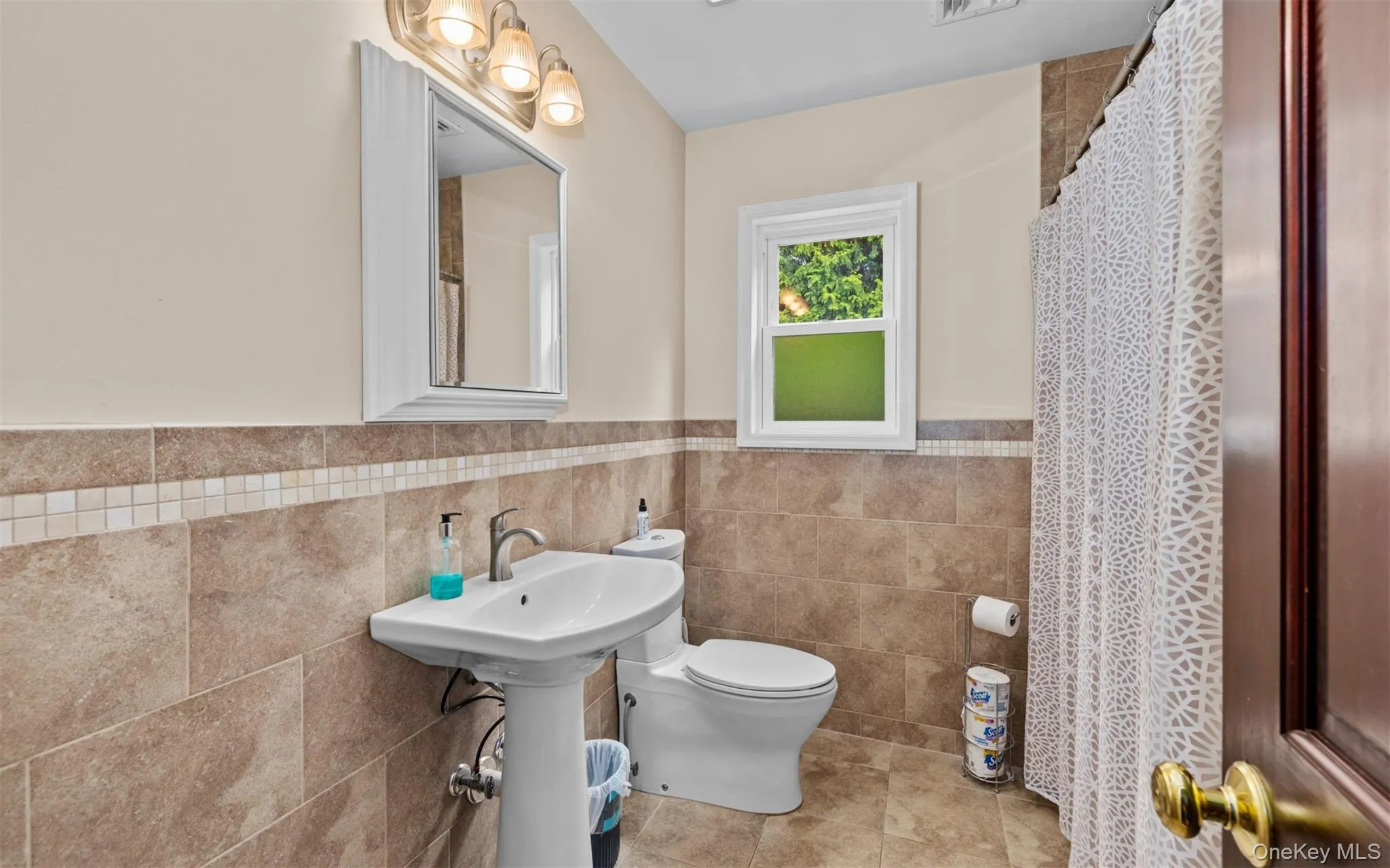 125 Ohio Avenue, Oyster Bay, NY, 4 Bedrooms Bedrooms, 8 Rooms Rooms,3 BathroomsBathrooms,Residential,For Rent,Ohio,0,KEY1017112 125 Ohio Avenue, Oyster Bay, NY, 4 Bedrooms Bedrooms, 8 Rooms Rooms,3 BathroomsBathrooms,Residential,For Rent,Ohio,0,KEY1017112