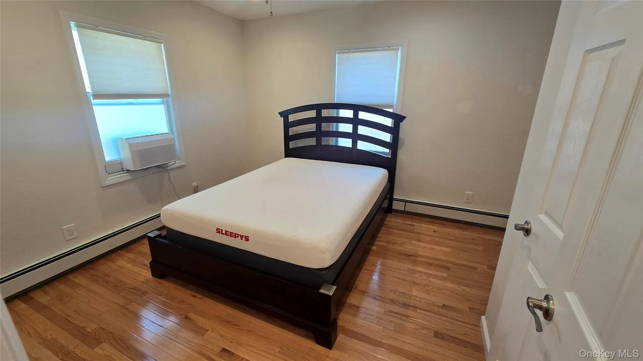 229 Walnut Street, Long Beach, NY, 2 Bedrooms Bedrooms, 7 Rooms Rooms,1 BathroomBathrooms,Residential Lease,For Rent,Walnut,0,1017113 229 Walnut Street, Long Beach, NY, 2 Bedrooms Bedrooms, 7 Rooms Rooms,1 BathroomBathrooms,Residential Lease,For Rent,Walnut,0,1017113