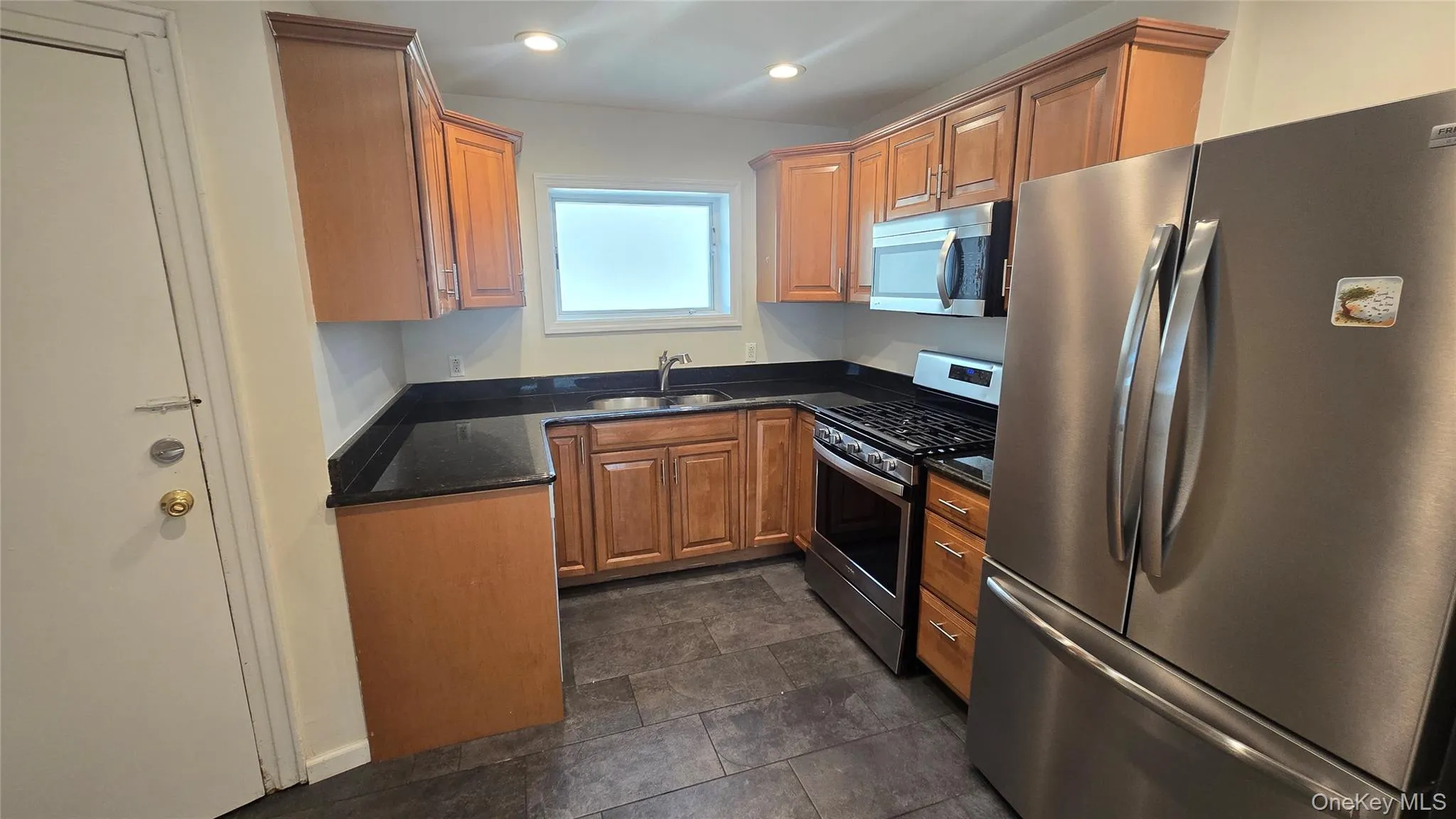 229 Walnut Street, Long Beach, NY, 2 Bedrooms Bedrooms, 7 Rooms Rooms,1 BathroomBathrooms,Residential Lease,For Rent,Walnut,0,1017113 229 Walnut Street, Long Beach, NY, 2 Bedrooms Bedrooms, 7 Rooms Rooms,1 BathroomBathrooms,Residential Lease,For Rent,Walnut,0,1017113