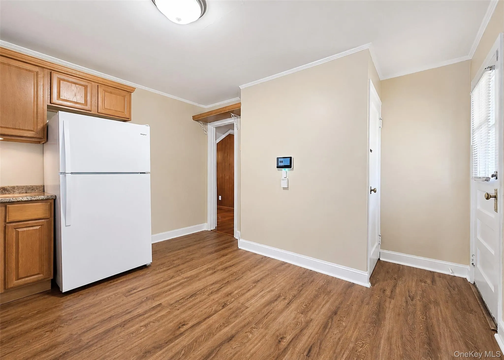 9 Mc Gaw Avenue, Brookhaven, NY, 2 Bedrooms Bedrooms, 4 Rooms Rooms,1 BathroomBathrooms,Residential,For Rent,Mc Gaw,0,KEY1017116 9 Mc Gaw Avenue, Brookhaven, NY, 2 Bedrooms Bedrooms, 4 Rooms Rooms,1 BathroomBathrooms,Residential,For Rent,Mc Gaw,0,KEY1017116
