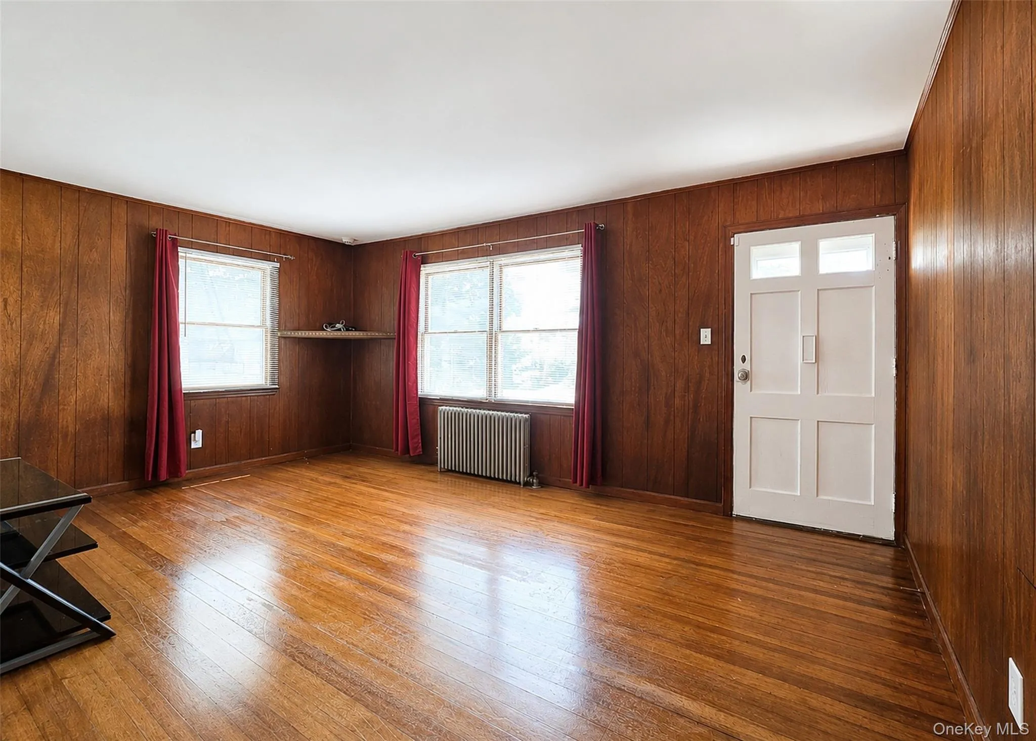 9 Mc Gaw Avenue, Brookhaven, NY, 2 Bedrooms Bedrooms, 4 Rooms Rooms,1 BathroomBathrooms,Residential,For Rent,Mc Gaw,0,KEY1017116 9 Mc Gaw Avenue, Brookhaven, NY, 2 Bedrooms Bedrooms, 4 Rooms Rooms,1 BathroomBathrooms,Residential,For Rent,Mc Gaw,0,KEY1017116