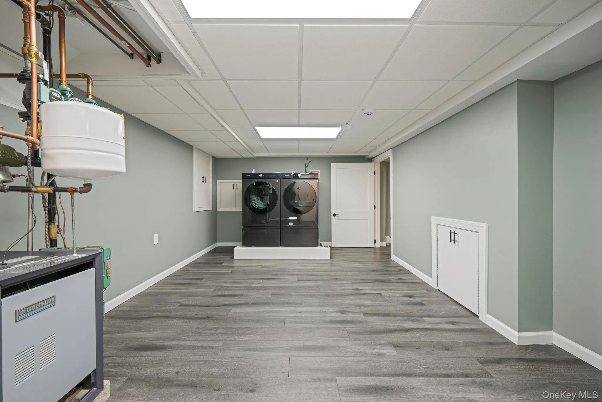 204 Bayview Avenue, Oyster Bay, NY, 4 Bedrooms Bedrooms, 9 Rooms Rooms,3 BathroomsBathrooms,Residential,For Rent,Bayview,0,1017121 204 Bayview Avenue, Oyster Bay, NY, 4 Bedrooms Bedrooms, 9 Rooms Rooms,3 BathroomsBathrooms,Residential,For Rent,Bayview,0,1017121