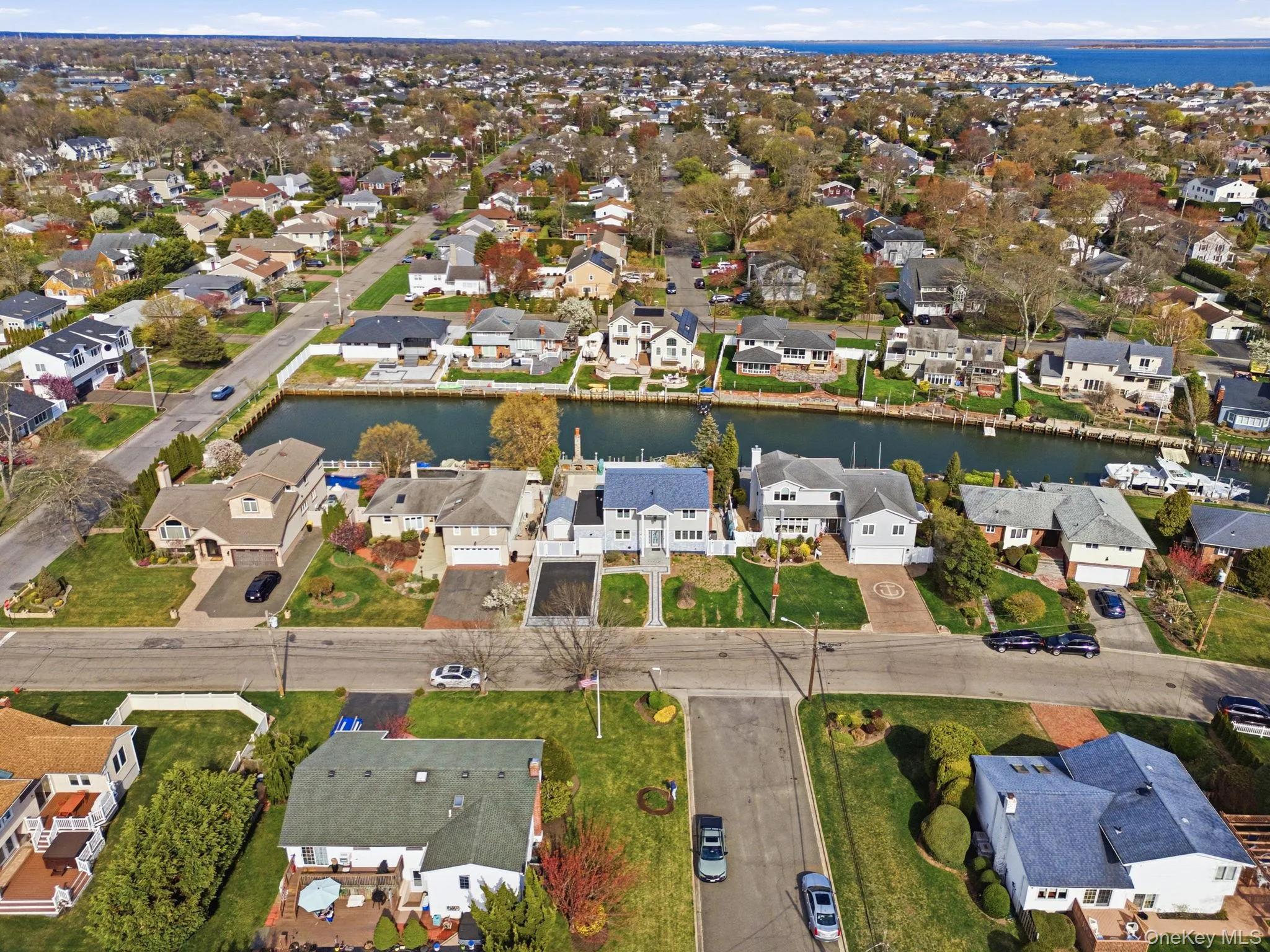 204 Bayview Avenue, Oyster Bay, NY, 4 Bedrooms Bedrooms, 9 Rooms Rooms,3 BathroomsBathrooms,Residential,For Rent,Bayview,0,KEY1017121 204 Bayview Avenue, Oyster Bay, NY, 4 Bedrooms Bedrooms, 9 Rooms Rooms,3 BathroomsBathrooms,Residential,For Rent,Bayview,0,KEY1017121