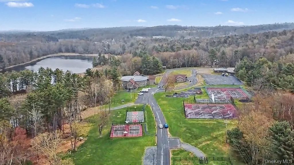 4 Scarborough Circle, Thompson, NY, 3 Bedrooms Bedrooms, 7 Rooms Rooms,1 BathroomBathrooms,Residential,For Rent,Scarborough,0,1017125 4 Scarborough Circle, Thompson, NY, 3 Bedrooms Bedrooms, 7 Rooms Rooms,1 BathroomBathrooms,Residential,For Rent,Scarborough,0,1017125