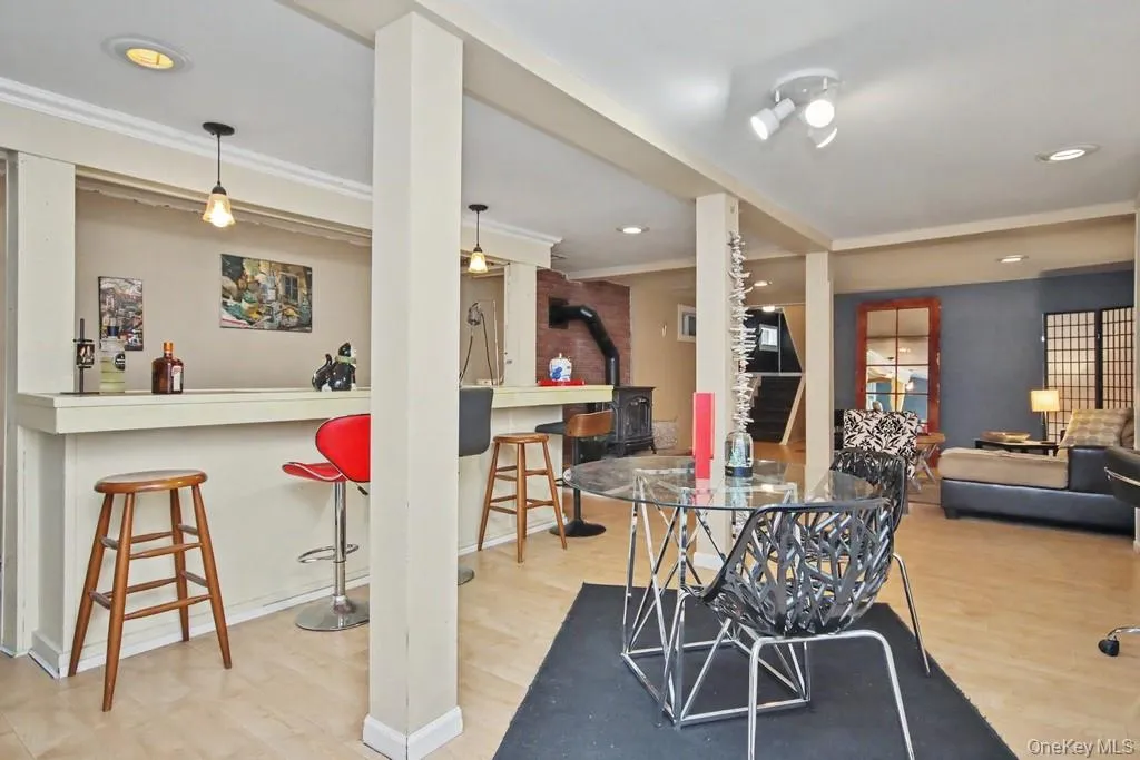 4 Scarborough Circle, Thompson, NY, 3 Bedrooms Bedrooms, 7 Rooms Rooms,1 BathroomBathrooms,Residential,For Rent,Scarborough,0,1017125 4 Scarborough Circle, Thompson, NY, 3 Bedrooms Bedrooms, 7 Rooms Rooms,1 BathroomBathrooms,Residential,For Rent,Scarborough,0,1017125