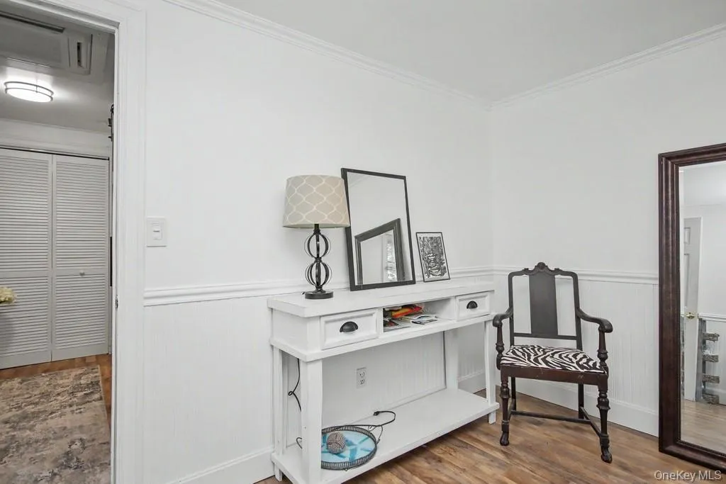 4 Scarborough Circle, Thompson, NY, 3 Bedrooms Bedrooms, 7 Rooms Rooms,1 BathroomBathrooms,Residential,For Rent,Scarborough,0,1017125 4 Scarborough Circle, Thompson, NY, 3 Bedrooms Bedrooms, 7 Rooms Rooms,1 BathroomBathrooms,Residential,For Rent,Scarborough,0,1017125
