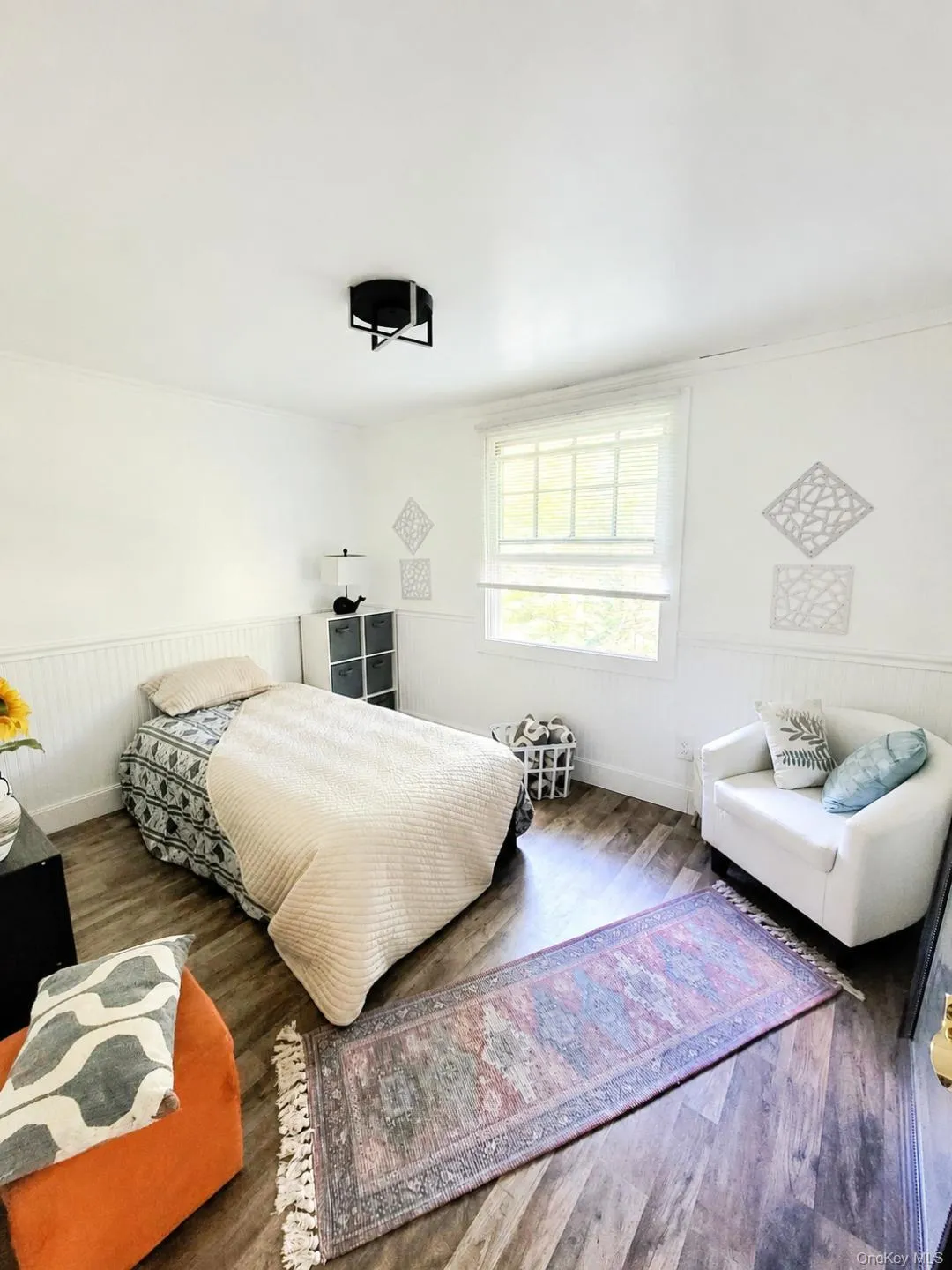 4 Scarborough Circle, Thompson, NY, 3 Bedrooms Bedrooms, 7 Rooms Rooms,1 BathroomBathrooms,Residential,For Rent,Scarborough,0,1017125 4 Scarborough Circle, Thompson, NY, 3 Bedrooms Bedrooms, 7 Rooms Rooms,1 BathroomBathrooms,Residential,For Rent,Scarborough,0,1017125