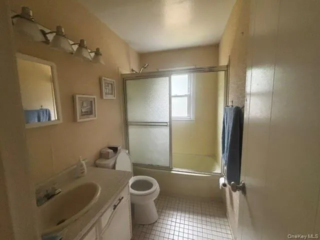 216 Bergen Court, Babylon, NY, 3 Bedrooms Bedrooms, 6 Rooms Rooms,1 BathroomBathrooms,Residential,For Rent,Bergen,0,1017130 216 Bergen Court, Babylon, NY, 3 Bedrooms Bedrooms, 6 Rooms Rooms,1 BathroomBathrooms,Residential,For Rent,Bergen,0,1017130
