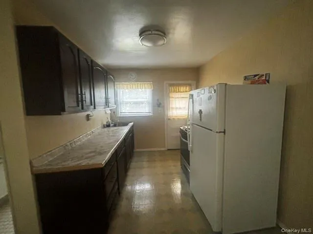 216 Bergen Court, Babylon, NY, 3 Bedrooms Bedrooms, 6 Rooms Rooms,1 BathroomBathrooms,Residential,For Rent,Bergen,0,1017130 216 Bergen Court, Babylon, NY, 3 Bedrooms Bedrooms, 6 Rooms Rooms,1 BathroomBathrooms,Residential,For Rent,Bergen,0,1017130