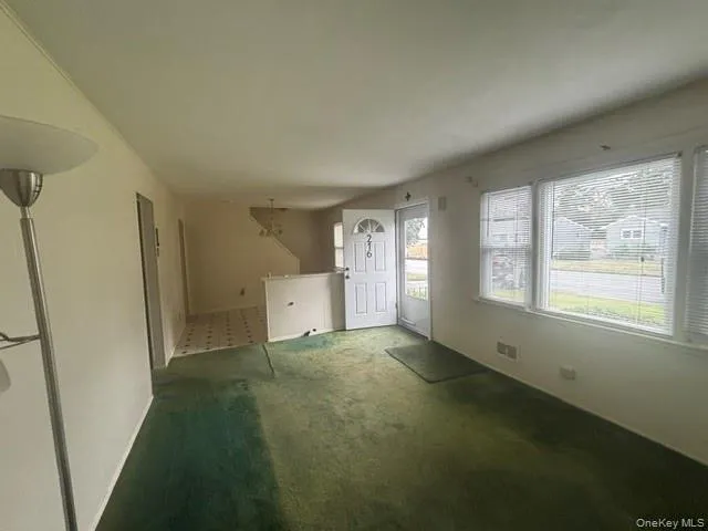 216 Bergen Court, Babylon, NY, 3 Bedrooms Bedrooms, 6 Rooms Rooms,1 BathroomBathrooms,Residential,For Rent,Bergen,0,1017130 216 Bergen Court, Babylon, NY, 3 Bedrooms Bedrooms, 6 Rooms Rooms,1 BathroomBathrooms,Residential,For Rent,Bergen,0,1017130