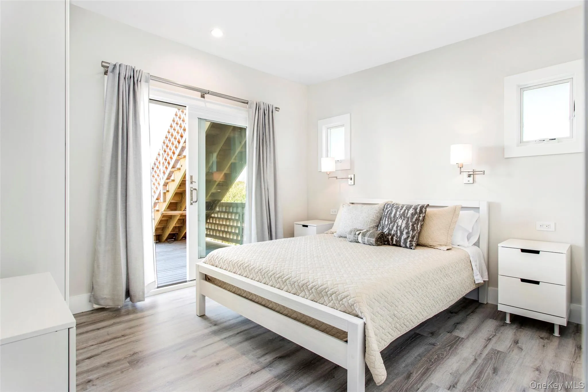 37 Bayview Walk, Brookhaven, NY, 7 Bedrooms Bedrooms, 9 Rooms Rooms,7 BathroomsBathrooms,Residential,For Rent,Bayview,0,KEY1017133 37 Bayview Walk, Brookhaven, NY, 7 Bedrooms Bedrooms, 9 Rooms Rooms,7 BathroomsBathrooms,Residential,For Rent,Bayview,0,KEY1017133