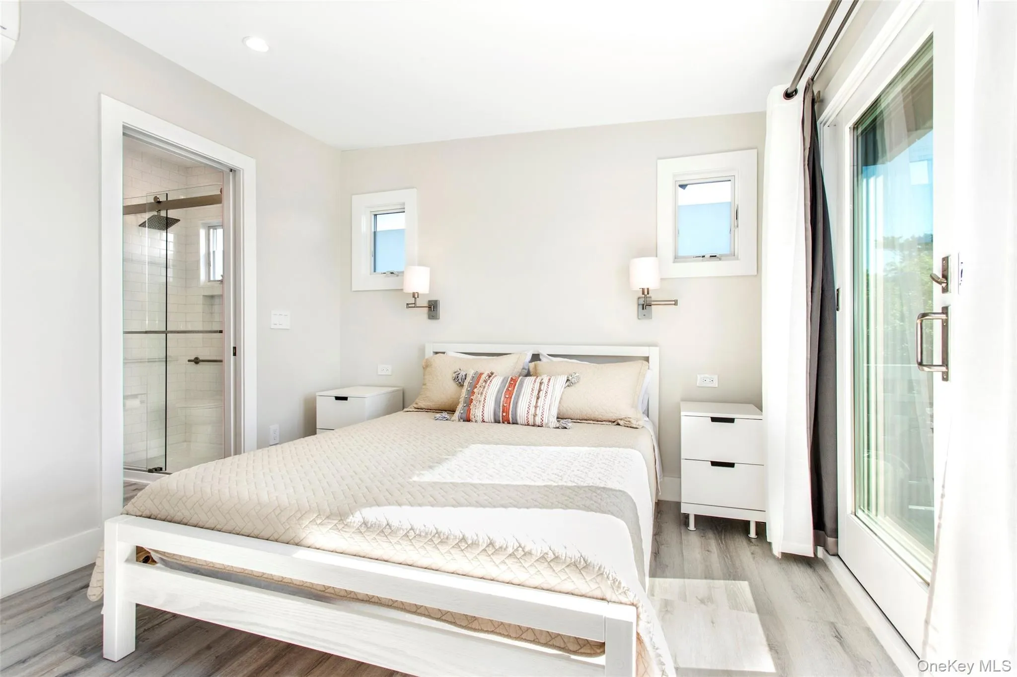 37 Bayview Walk, Brookhaven, NY, 7 Bedrooms Bedrooms, 9 Rooms Rooms,7 BathroomsBathrooms,Residential,For Rent,Bayview,0,KEY1017133 37 Bayview Walk, Brookhaven, NY, 7 Bedrooms Bedrooms, 9 Rooms Rooms,7 BathroomsBathrooms,Residential,For Rent,Bayview,0,KEY1017133