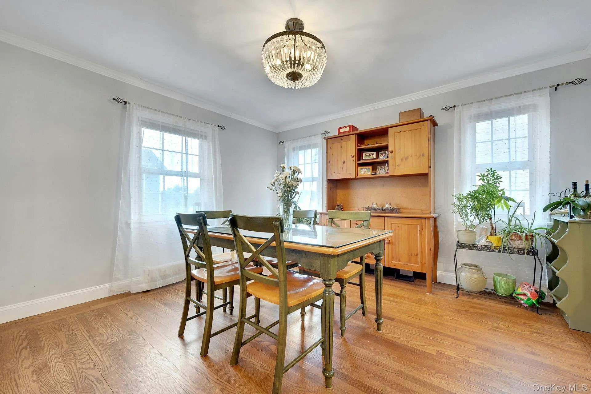 4 Interlaken Avenue, New Rochelle, NY, 3 Bedrooms Bedrooms, 6 Rooms Rooms,2 BathroomsBathrooms,Residential,For Rent,Interlaken,0,KEY1017134 4 Interlaken Avenue, New Rochelle, NY, 3 Bedrooms Bedrooms, 6 Rooms Rooms,2 BathroomsBathrooms,Residential,For Rent,Interlaken,0,KEY1017134