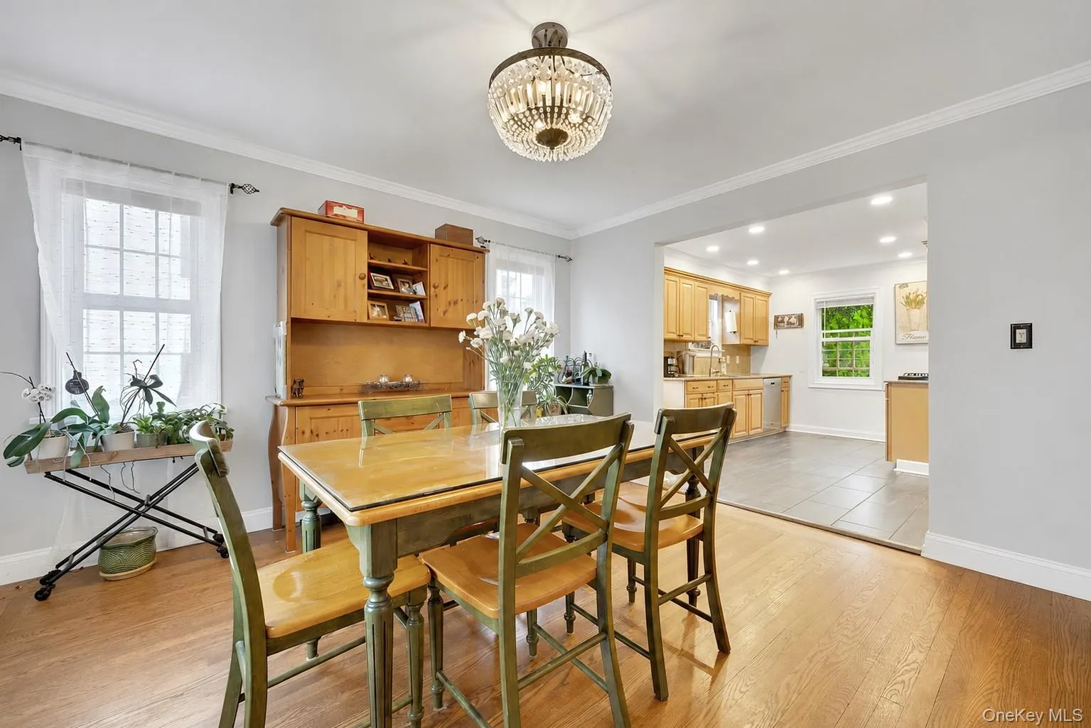 4 Interlaken Avenue, New Rochelle, NY, 3 Bedrooms Bedrooms, 6 Rooms Rooms,2 BathroomsBathrooms,Residential,For Rent,Interlaken,0,KEY1017134 4 Interlaken Avenue, New Rochelle, NY, 3 Bedrooms Bedrooms, 6 Rooms Rooms,2 BathroomsBathrooms,Residential,For Rent,Interlaken,0,KEY1017134