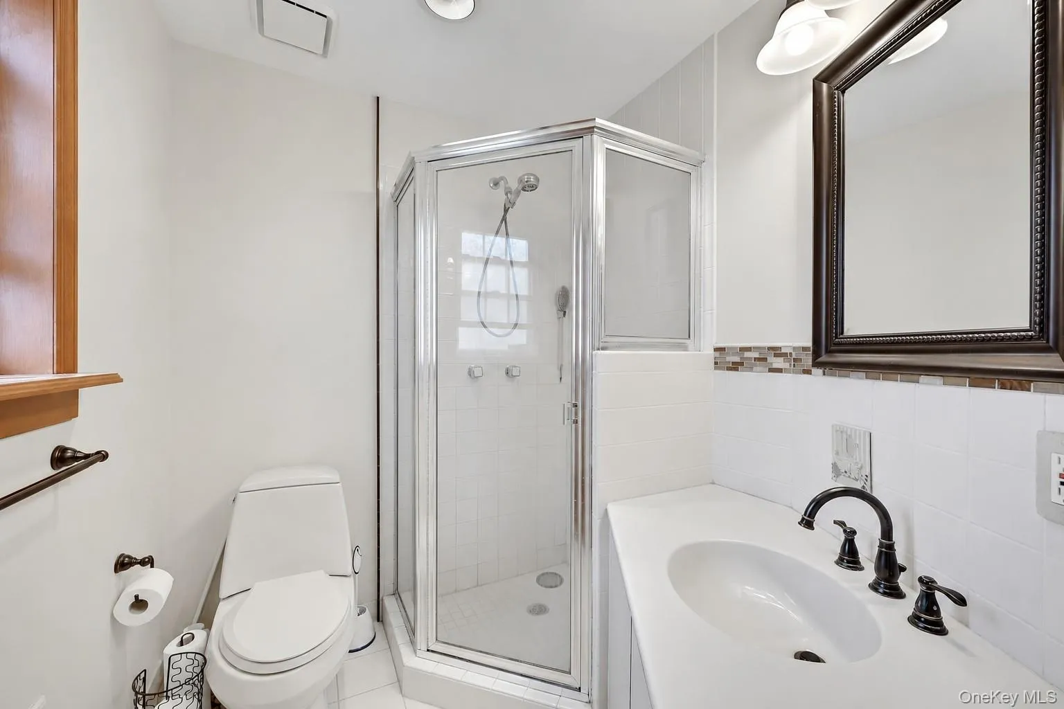 4 Interlaken Avenue, New Rochelle, NY, 3 Bedrooms Bedrooms, 6 Rooms Rooms,2 BathroomsBathrooms,Residential,For Rent,Interlaken,0,KEY1017134 4 Interlaken Avenue, New Rochelle, NY, 3 Bedrooms Bedrooms, 6 Rooms Rooms,2 BathroomsBathrooms,Residential,For Rent,Interlaken,0,KEY1017134