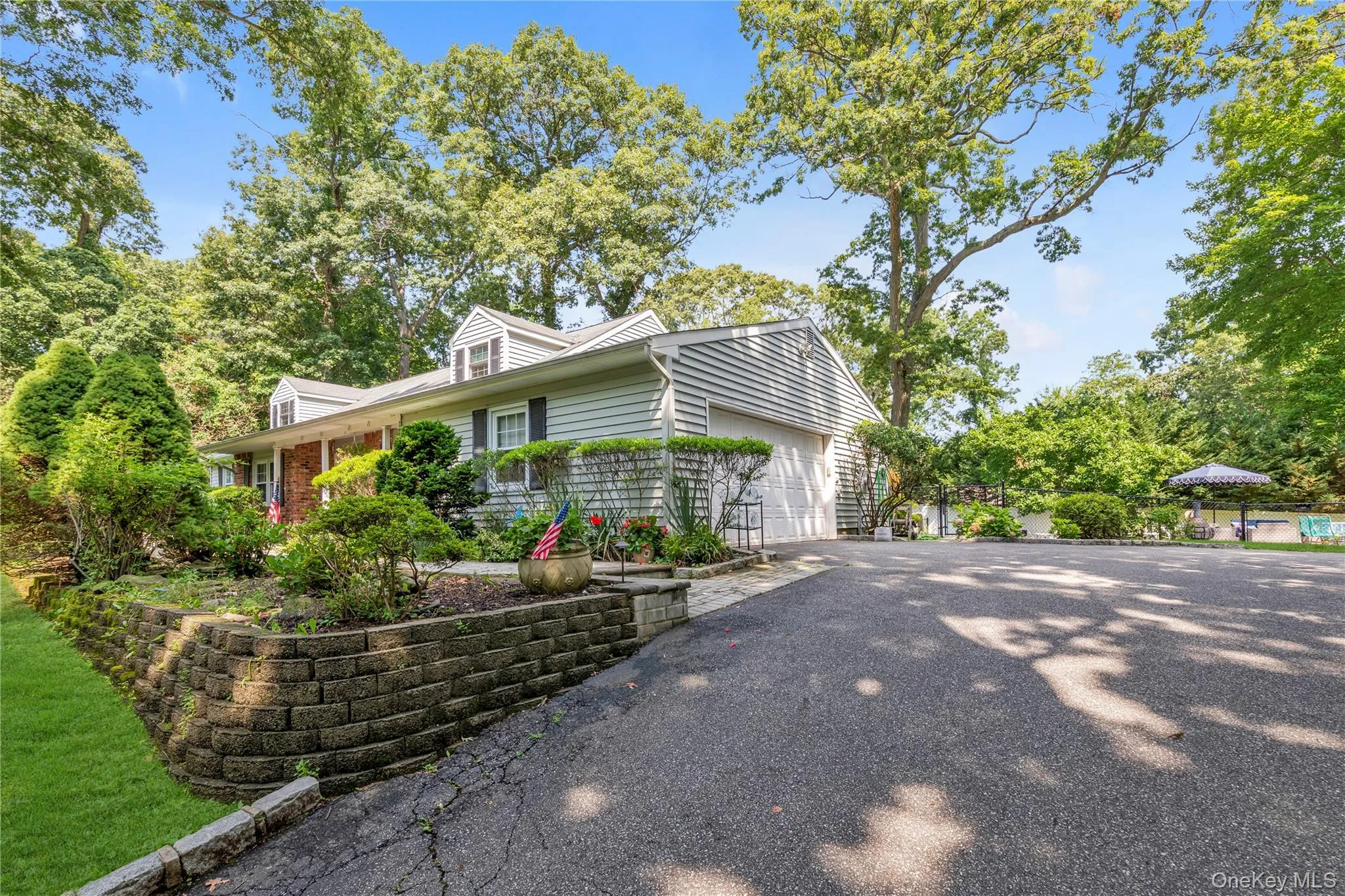 2 Sandpiper Lane, Huntington, NY, 5 Bedrooms Bedrooms, 10 Rooms Rooms,2 BathroomsBathrooms,Residential,For Rent,Sandpiper,0,1017135 2 Sandpiper Lane, Huntington, NY, 5 Bedrooms Bedrooms, 10 Rooms Rooms,2 BathroomsBathrooms,Residential,For Rent,Sandpiper,0,1017135