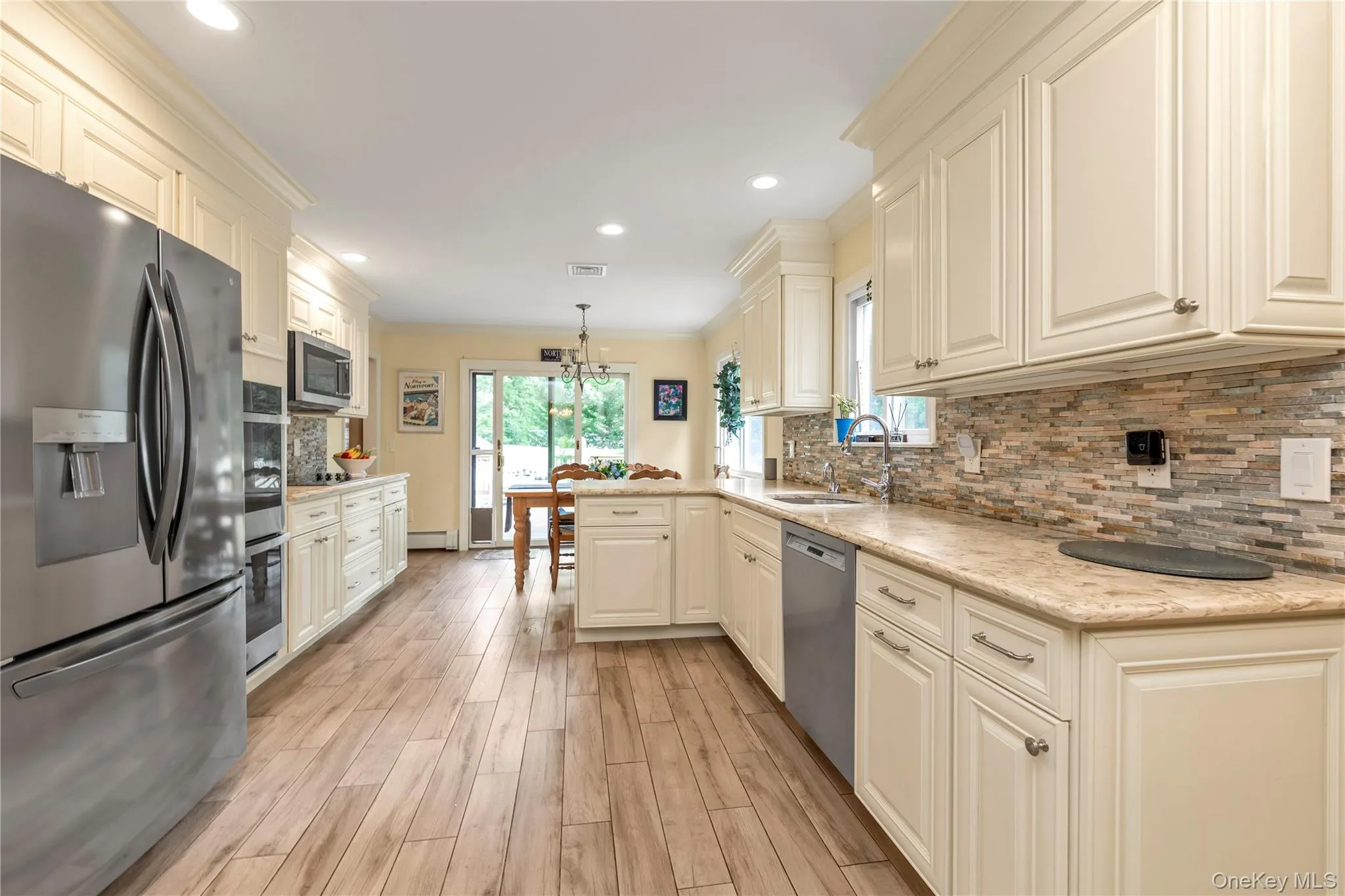 2 Sandpiper Lane, Huntington, NY, 5 Bedrooms Bedrooms, 10 Rooms Rooms,2 BathroomsBathrooms,Residential,For Rent,Sandpiper,0,1017135 2 Sandpiper Lane, Huntington, NY, 5 Bedrooms Bedrooms, 10 Rooms Rooms,2 BathroomsBathrooms,Residential,For Rent,Sandpiper,0,1017135