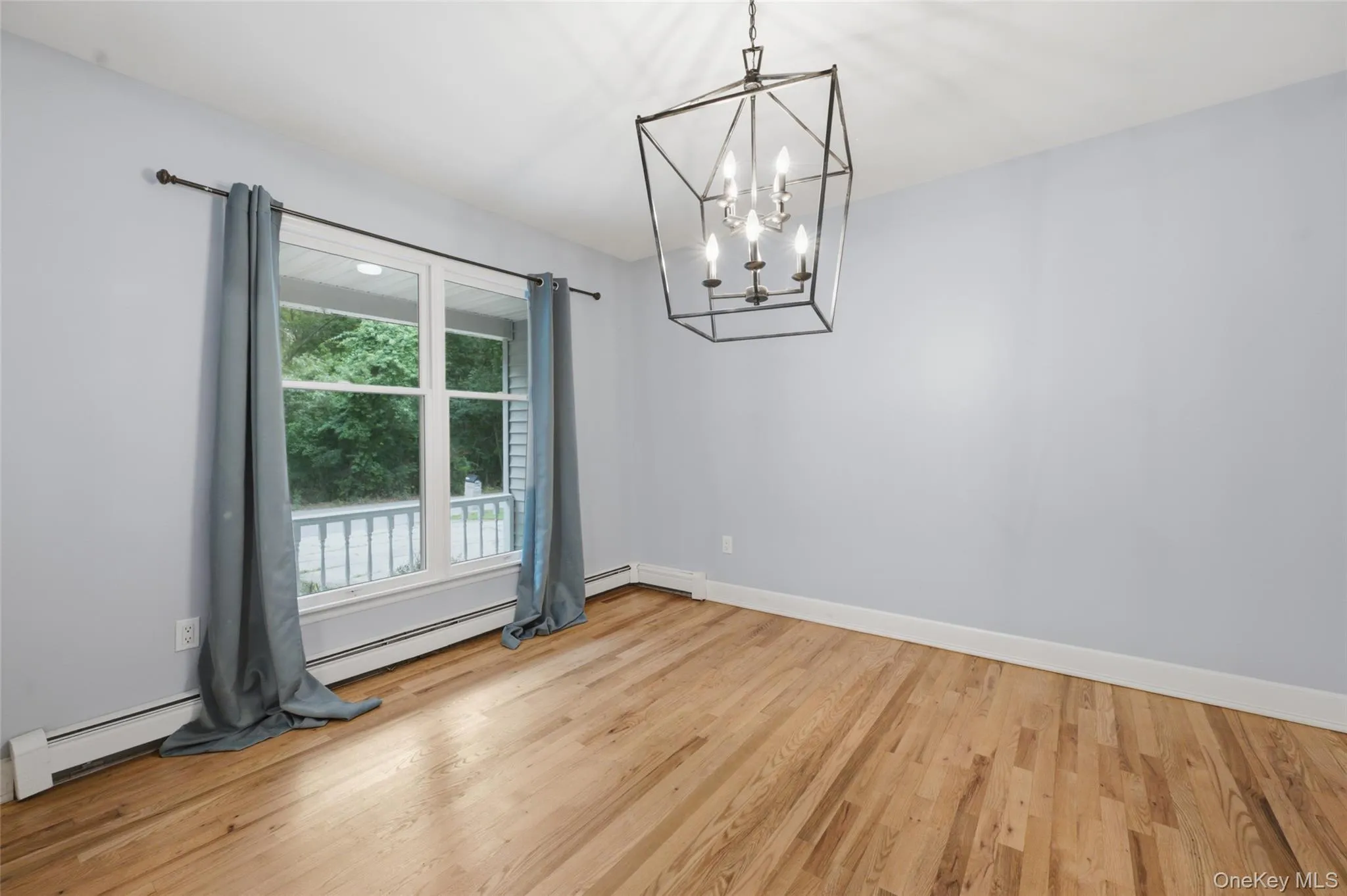 168 Hickory Street, Brookhaven, NY, 4 Bedrooms Bedrooms, 7 Rooms Rooms,3 BathroomsBathrooms,Residential,For Rent,Hickory,0,1017137 168 Hickory Street, Brookhaven, NY, 4 Bedrooms Bedrooms, 7 Rooms Rooms,3 BathroomsBathrooms,Residential,For Rent,Hickory,0,1017137
