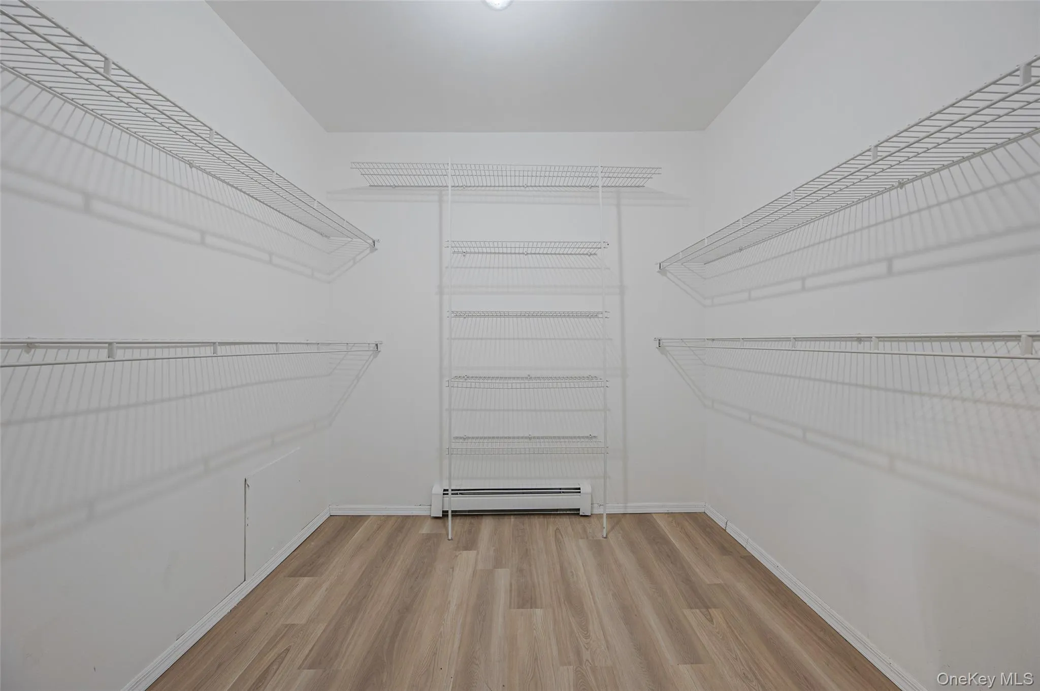 168 Hickory Street, Brookhaven, NY, 4 Bedrooms Bedrooms, 7 Rooms Rooms,3 BathroomsBathrooms,Residential,For Rent,Hickory,0,KEY1017137 168 Hickory Street, Brookhaven, NY, 4 Bedrooms Bedrooms, 7 Rooms Rooms,3 BathroomsBathrooms,Residential,For Rent,Hickory,0,KEY1017137