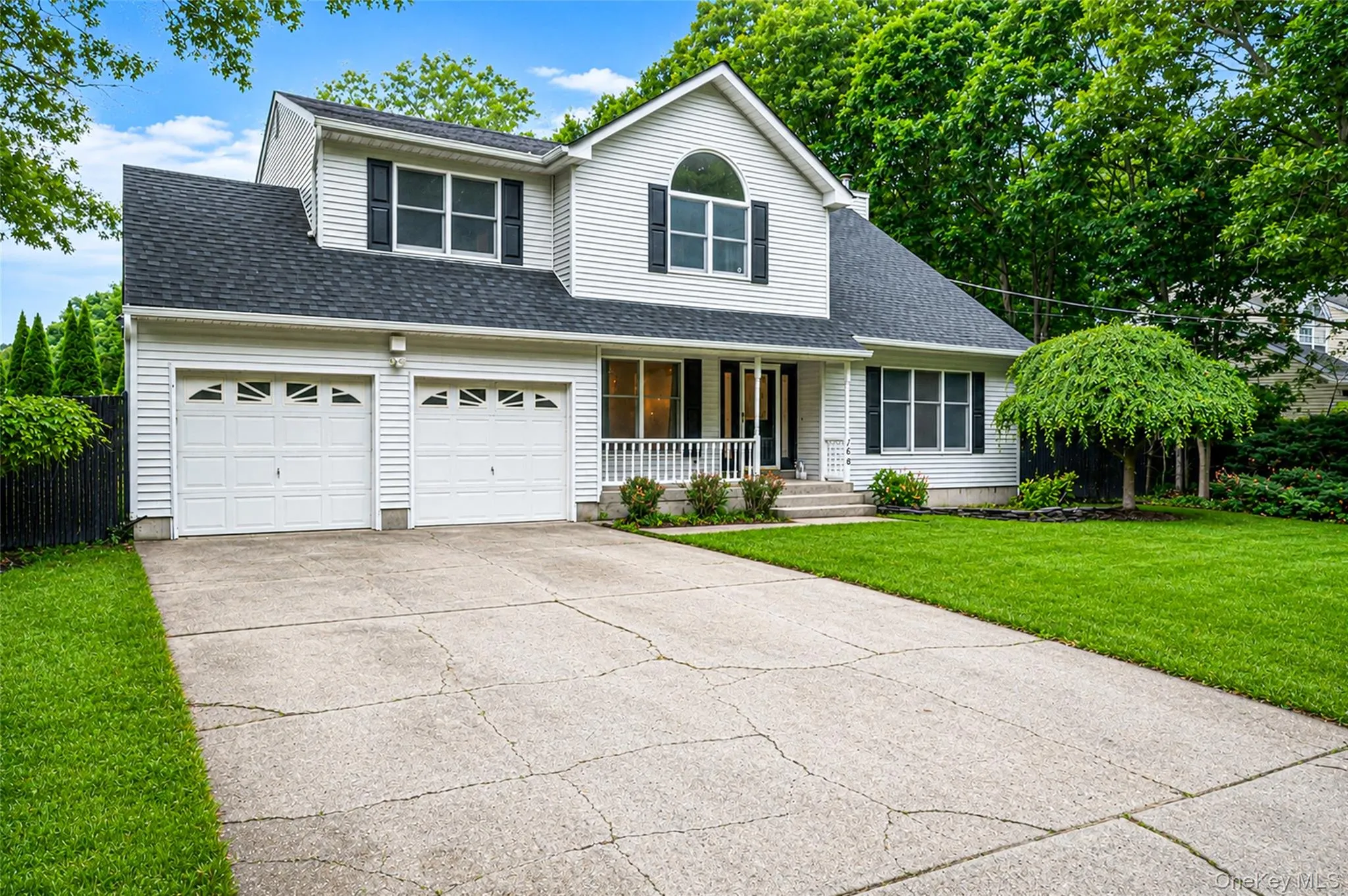168 Hickory Street, Brookhaven, NY, 4 Bedrooms Bedrooms, 7 Rooms Rooms,3 BathroomsBathrooms,Residential,For Rent,Hickory,0,KEY1017137 168 Hickory Street, Brookhaven, NY, 4 Bedrooms Bedrooms, 7 Rooms Rooms,3 BathroomsBathrooms,Residential,For Rent,Hickory,0,KEY1017137