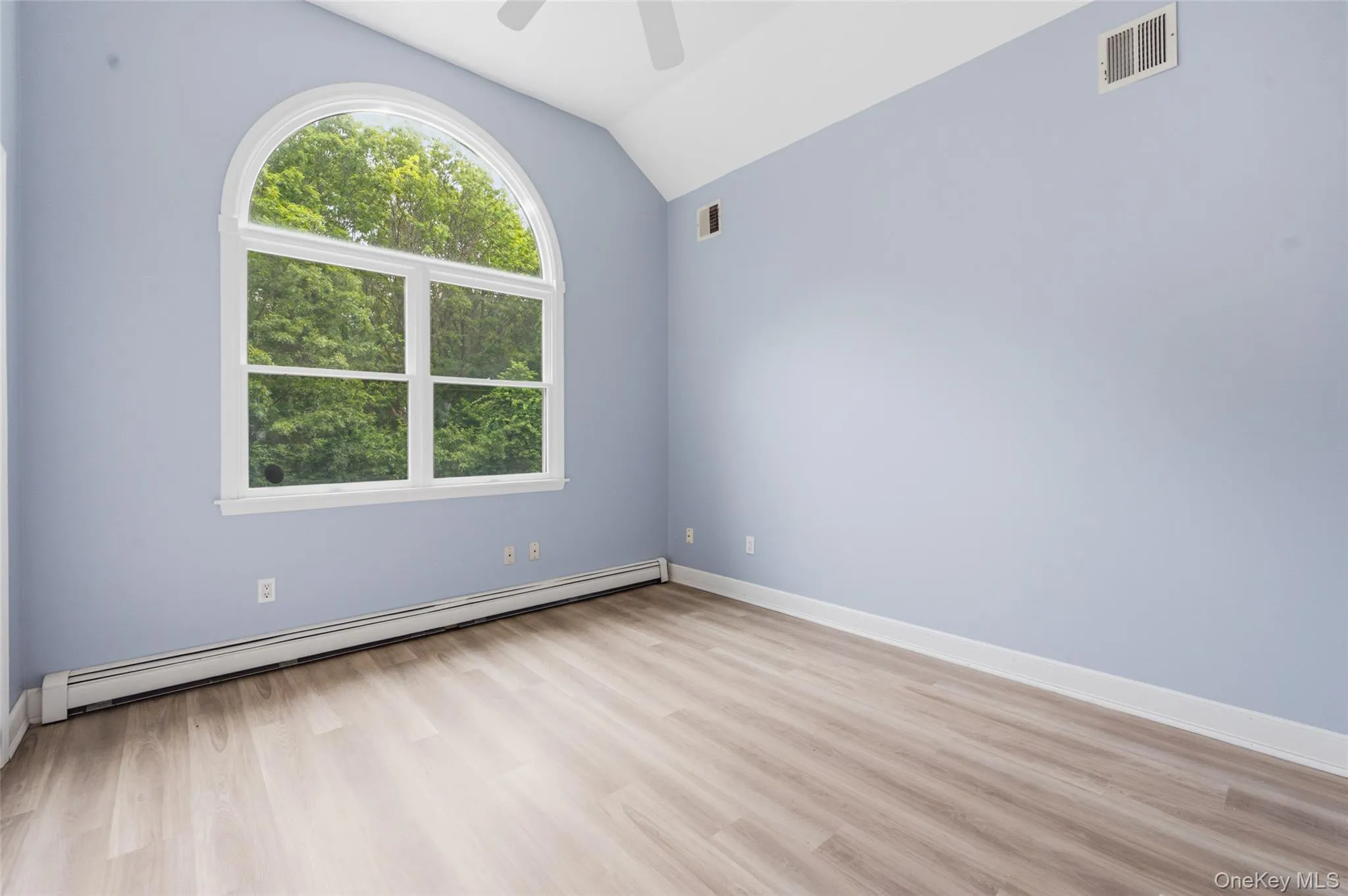 168 Hickory Street, Brookhaven, NY, 4 Bedrooms Bedrooms, 7 Rooms Rooms,3 BathroomsBathrooms,Residential,For Rent,Hickory,0,1017137 168 Hickory Street, Brookhaven, NY, 4 Bedrooms Bedrooms, 7 Rooms Rooms,3 BathroomsBathrooms,Residential,For Rent,Hickory,0,1017137