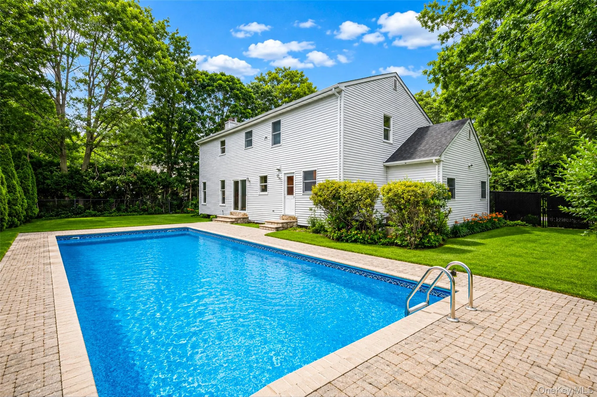 168 Hickory Street, Brookhaven, NY, 4 Bedrooms Bedrooms, 7 Rooms Rooms,3 BathroomsBathrooms,Residential,For Rent,Hickory,0,KEY1017137 168 Hickory Street, Brookhaven, NY, 4 Bedrooms Bedrooms, 7 Rooms Rooms,3 BathroomsBathrooms,Residential,For Rent,Hickory,0,KEY1017137