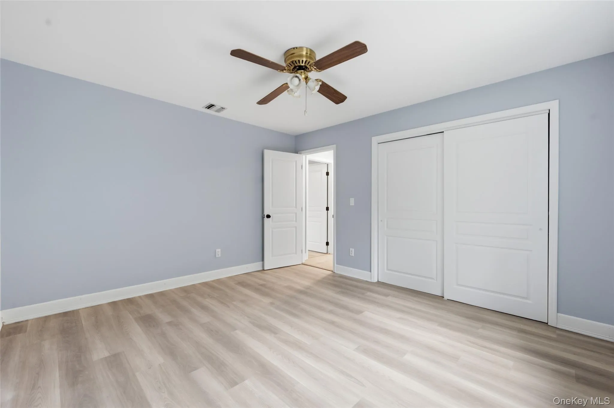 168 Hickory Street, Brookhaven, NY, 4 Bedrooms Bedrooms, 7 Rooms Rooms,3 BathroomsBathrooms,Residential,For Rent,Hickory,0,KEY1017137 168 Hickory Street, Brookhaven, NY, 4 Bedrooms Bedrooms, 7 Rooms Rooms,3 BathroomsBathrooms,Residential,For Rent,Hickory,0,KEY1017137