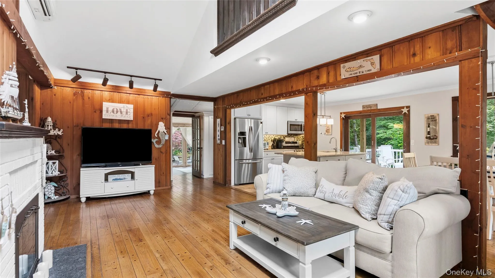 3 Ridge Road, Smithtown, NY, 3 Bedrooms Bedrooms, 7 Rooms Rooms,2 BathroomsBathrooms,Residential,For Rent,Ridge,0,1017139 3 Ridge Road, Smithtown, NY, 3 Bedrooms Bedrooms, 7 Rooms Rooms,2 BathroomsBathrooms,Residential,For Rent,Ridge,0,1017139