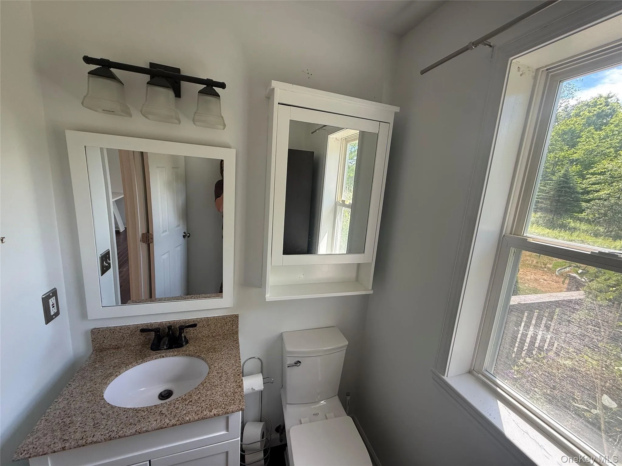 28 Church Farm Road, Gardiner, NY, 4 Bedrooms Bedrooms, 8 Rooms Rooms,2 BathroomsBathrooms,Residential,For Rent,Church Farm,0,1017140 28 Church Farm Road, Gardiner, NY, 4 Bedrooms Bedrooms, 8 Rooms Rooms,2 BathroomsBathrooms,Residential,For Rent,Church Farm,0,1017140