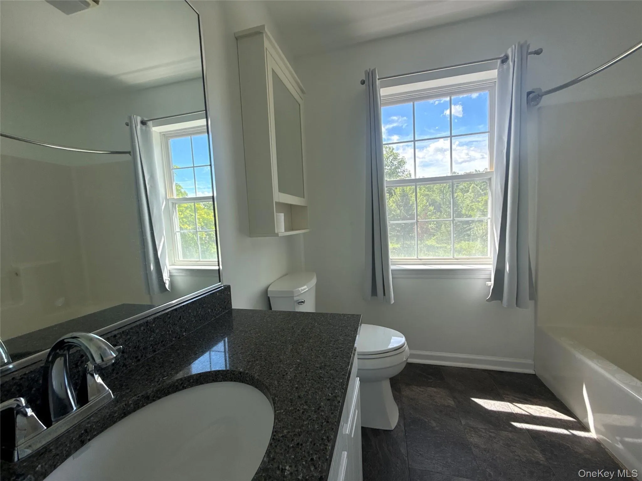 28 Church Farm Road, Gardiner, NY, 4 Bedrooms Bedrooms, 8 Rooms Rooms,2 BathroomsBathrooms,Residential,For Rent,Church Farm,0,1017140 28 Church Farm Road, Gardiner, NY, 4 Bedrooms Bedrooms, 8 Rooms Rooms,2 BathroomsBathrooms,Residential,For Rent,Church Farm,0,1017140