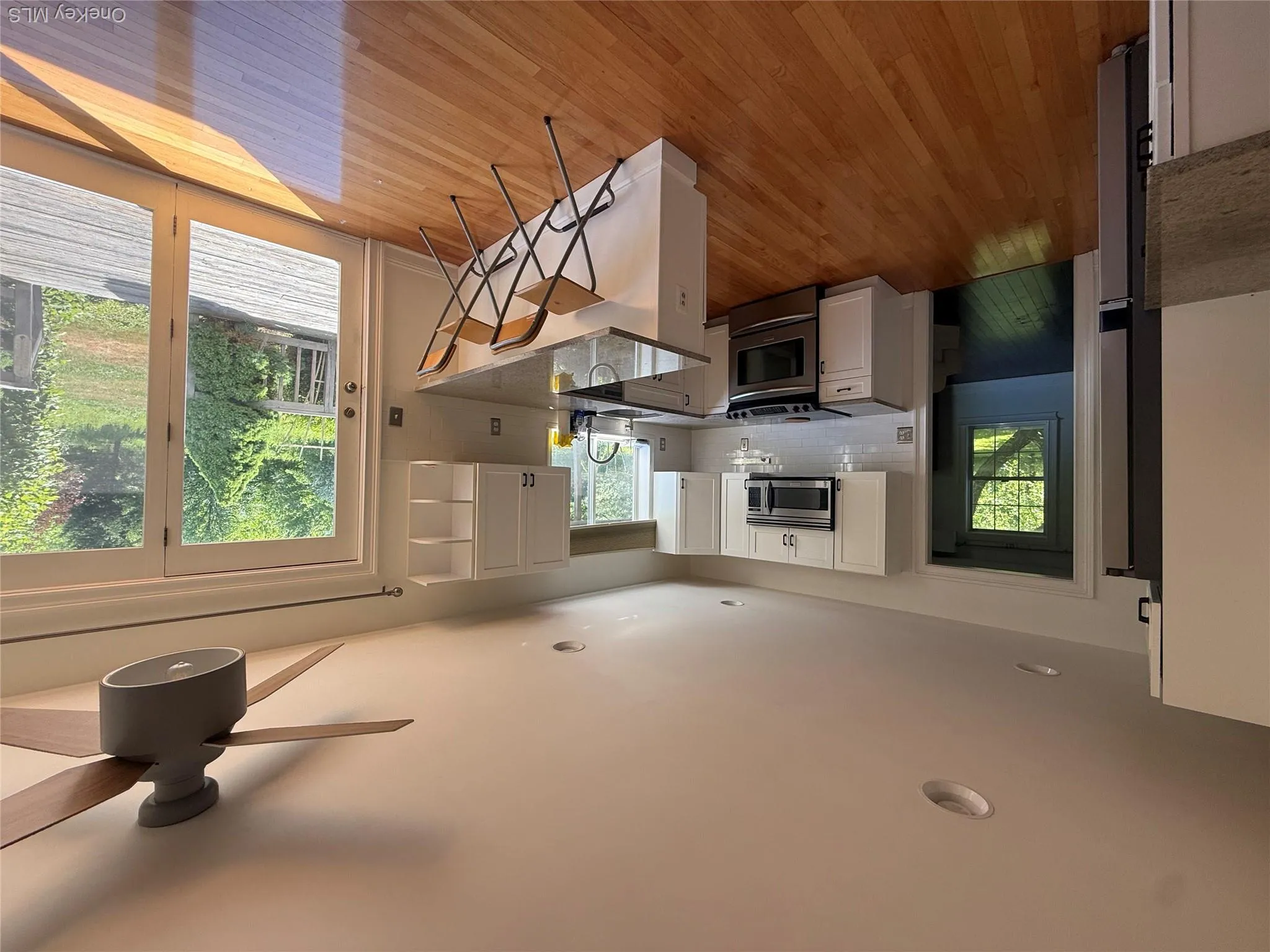 28 Church Farm Road, Gardiner, NY, 4 Bedrooms Bedrooms, 8 Rooms Rooms,2 BathroomsBathrooms,Residential,For Rent,Church Farm,0,1017140 28 Church Farm Road, Gardiner, NY, 4 Bedrooms Bedrooms, 8 Rooms Rooms,2 BathroomsBathrooms,Residential,For Rent,Church Farm,0,1017140