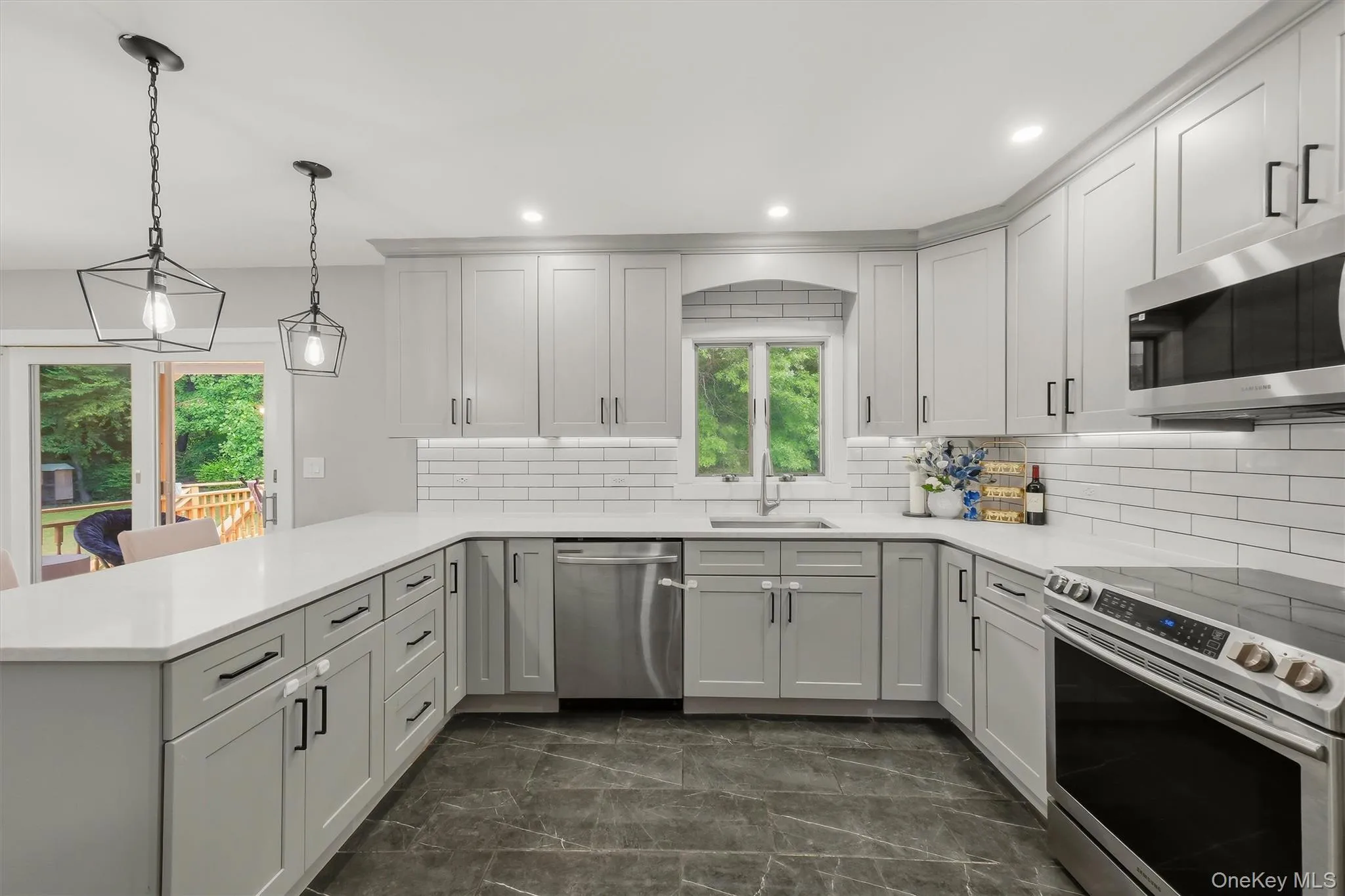 53 Everett Road, Carmel, NY, 3 Bedrooms Bedrooms, 9 Rooms Rooms,2 BathroomsBathrooms,Residential,For Rent,Everett,0,1017141 53 Everett Road, Carmel, NY, 3 Bedrooms Bedrooms, 9 Rooms Rooms,2 BathroomsBathrooms,Residential,For Rent,Everett,0,1017141